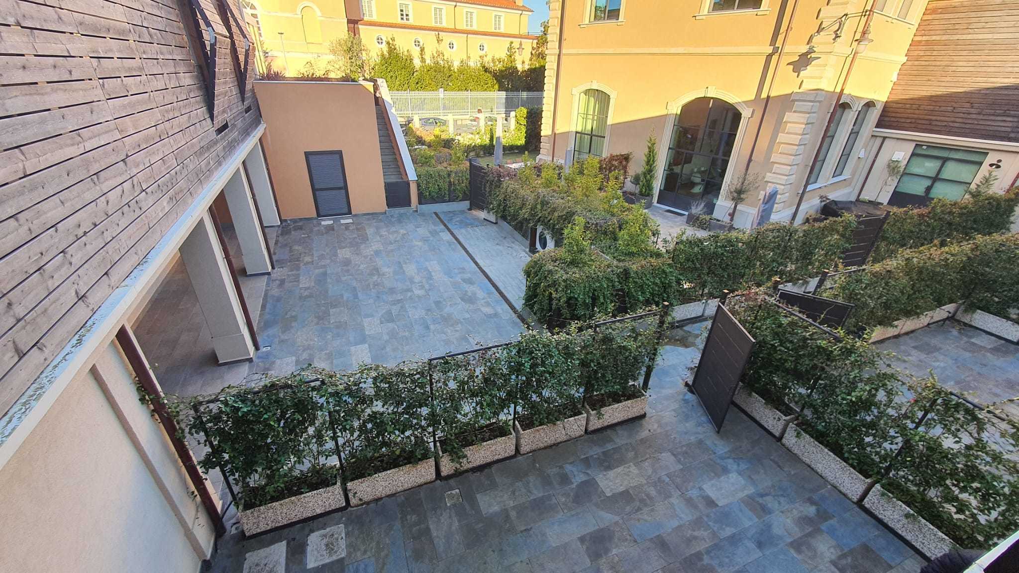 Immagine 32 di Quadrilocale in vendita  a Sarzana