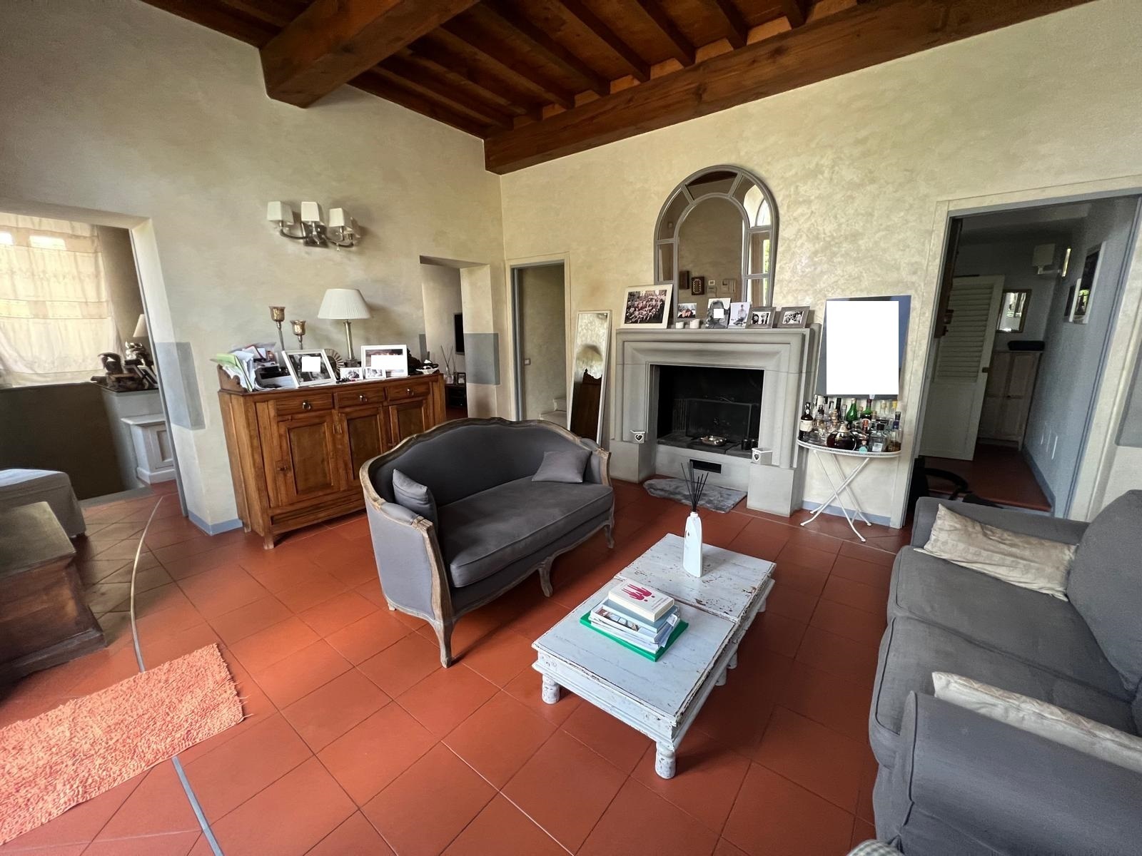 Immagine 12 di Porzione di casa in vendita  in Via di Vingone a Scandicci