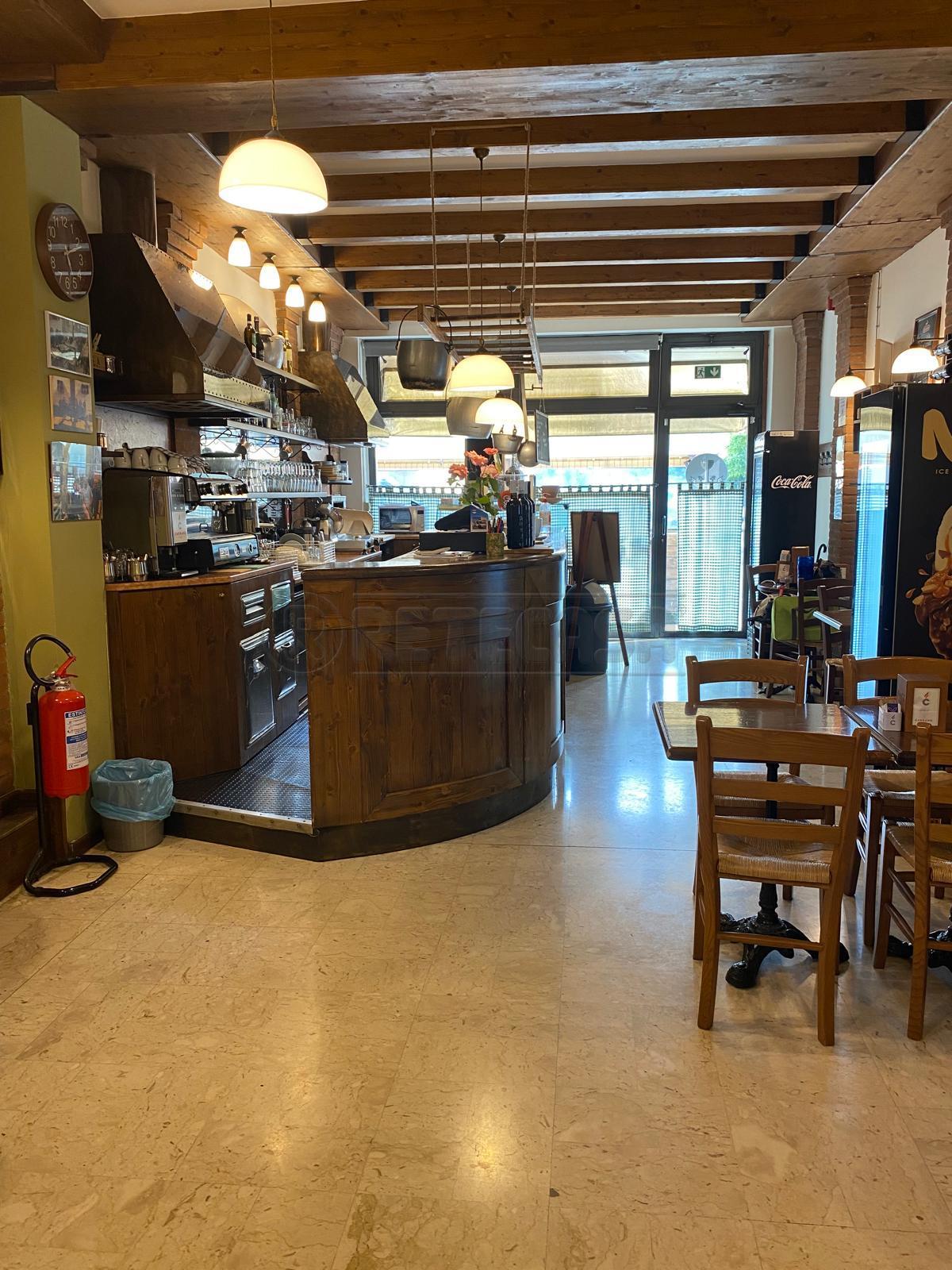 Immagine 5 di Bar / Ristorante in vendita  a Vicenza