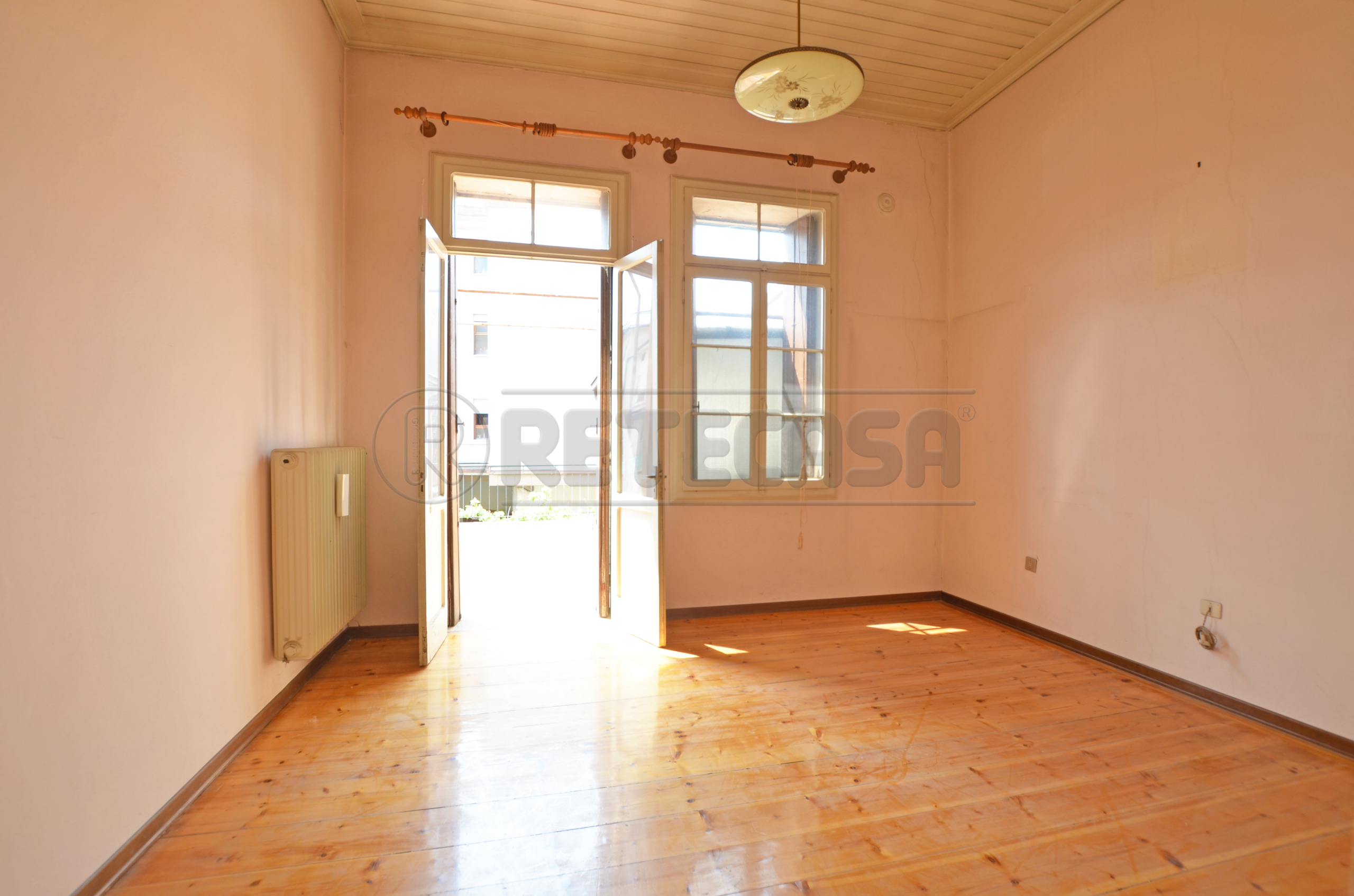 Immagine 10 di Casa semindipendente in vendita  in Via Foscola 5 a Castelgomberto