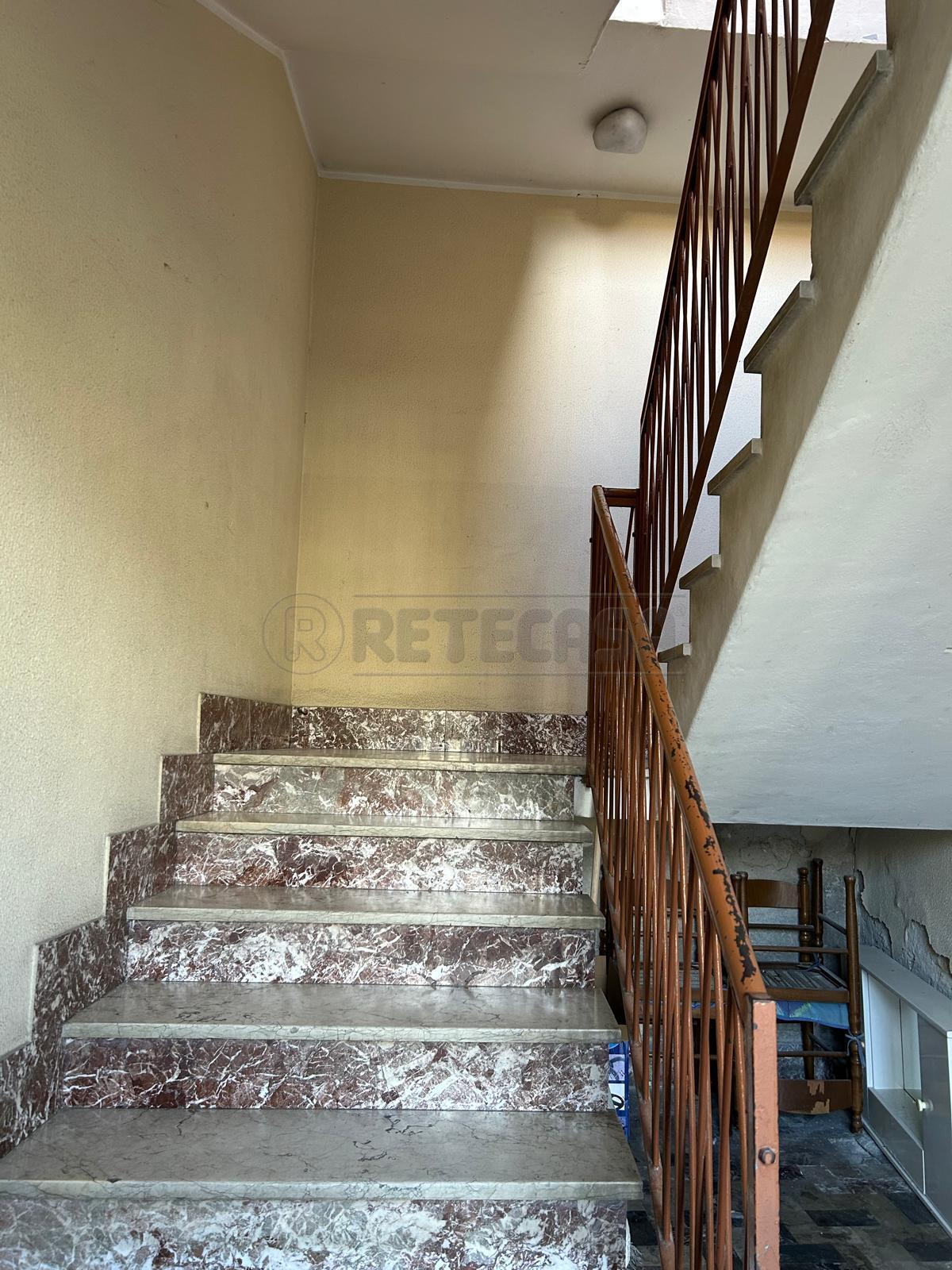 Immagine 10 di Trilocale in vendita  in via Niscemi 186 a Caltanissetta