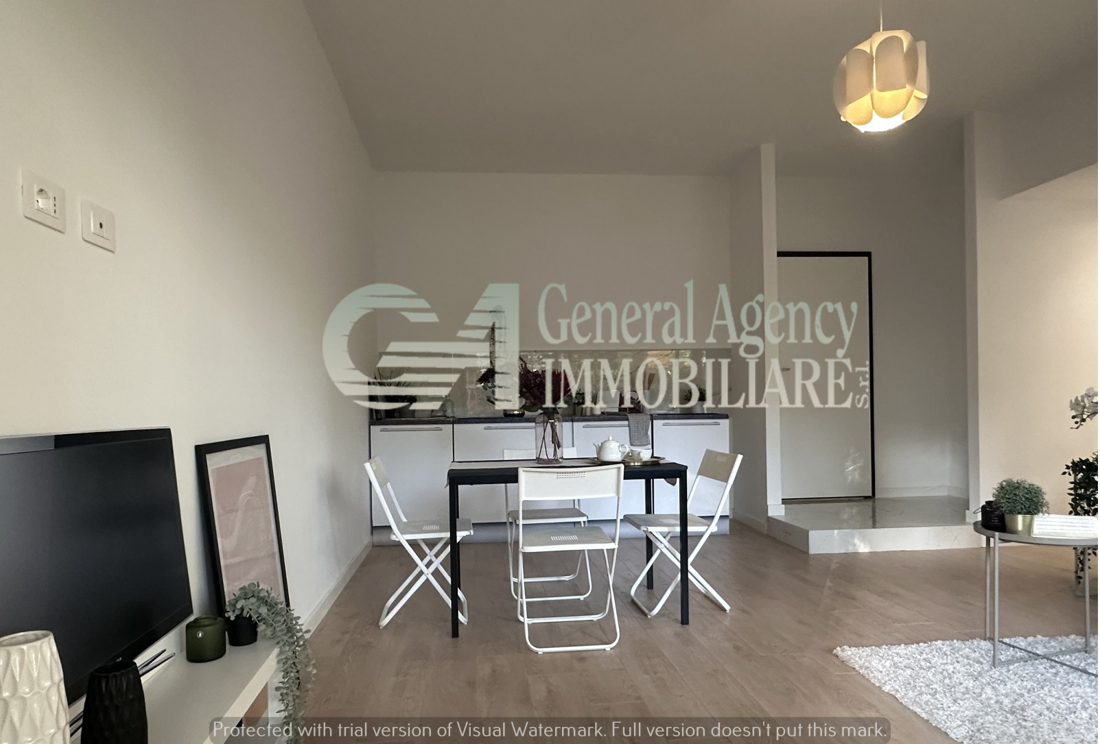 Immagine 8 di Quadrilocale in vendita  in VIA TOLMINO a Roma