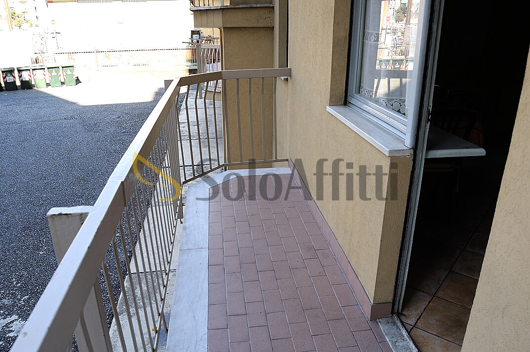 Immagine 8 di Bilocale in affitto  in CORSO TARANTO 208 a Torino