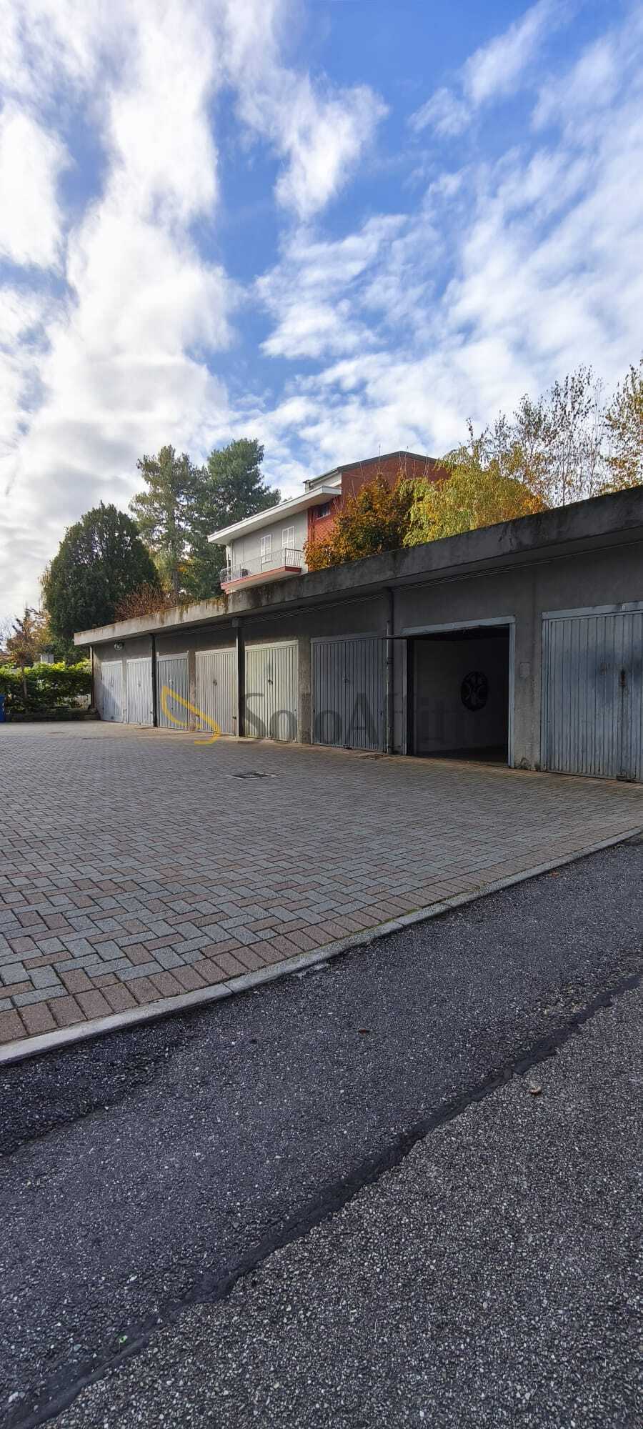 Immagine 27 di Trilocale in affitto  in Corso Torino 107 a Chieri