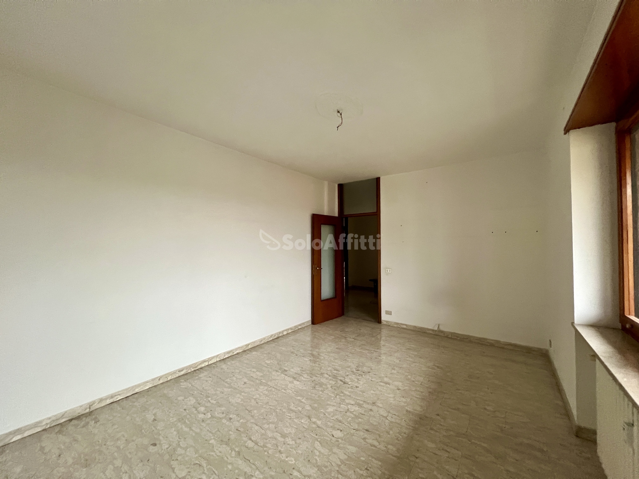 Immagine 19 di Quadrilocale in affitto  in Via Buratto 7 a Ciriè