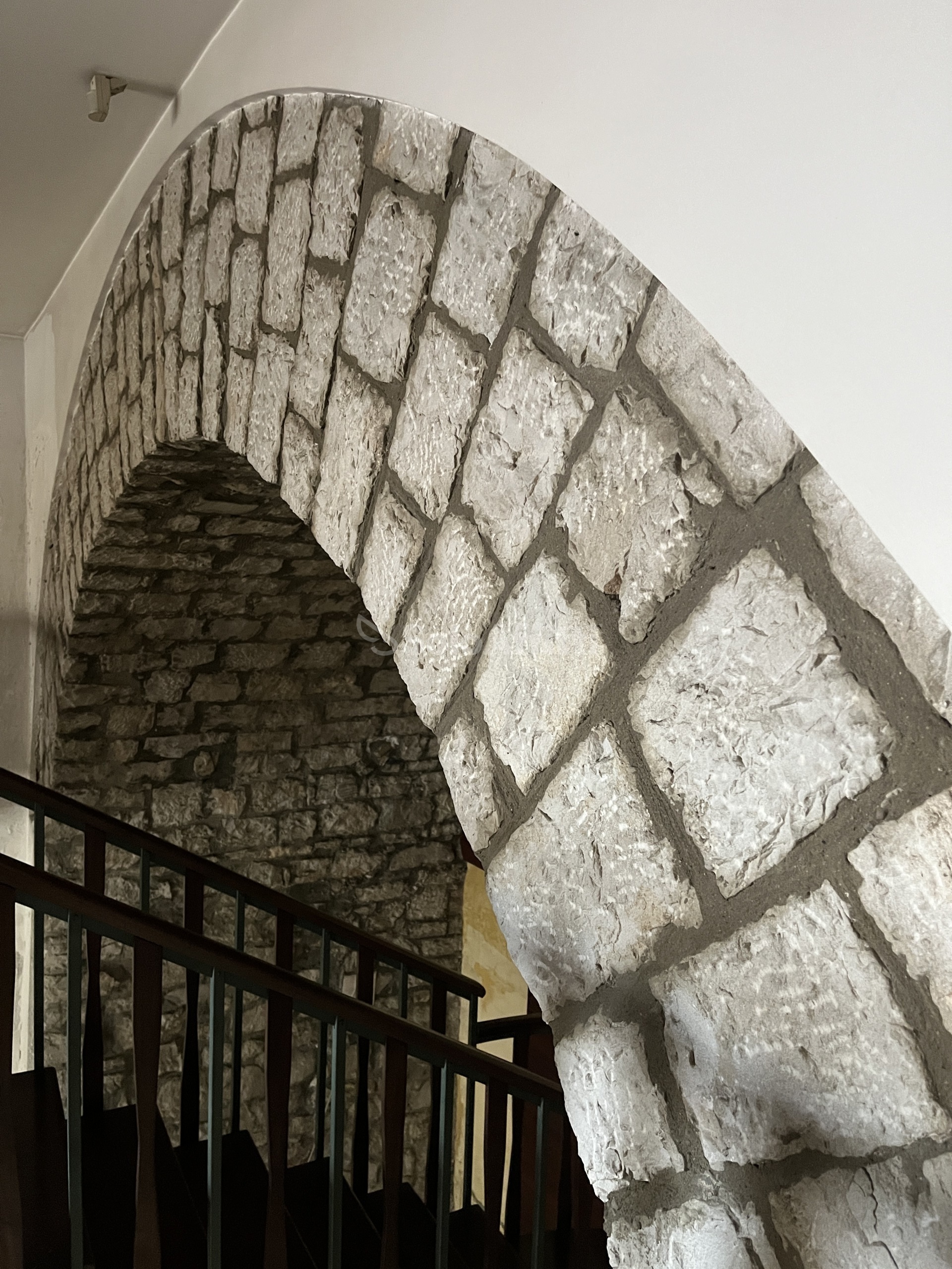 Immagine 17 di Locale commerciale in affitto  in Via Nicola Vaccaro a Potenza