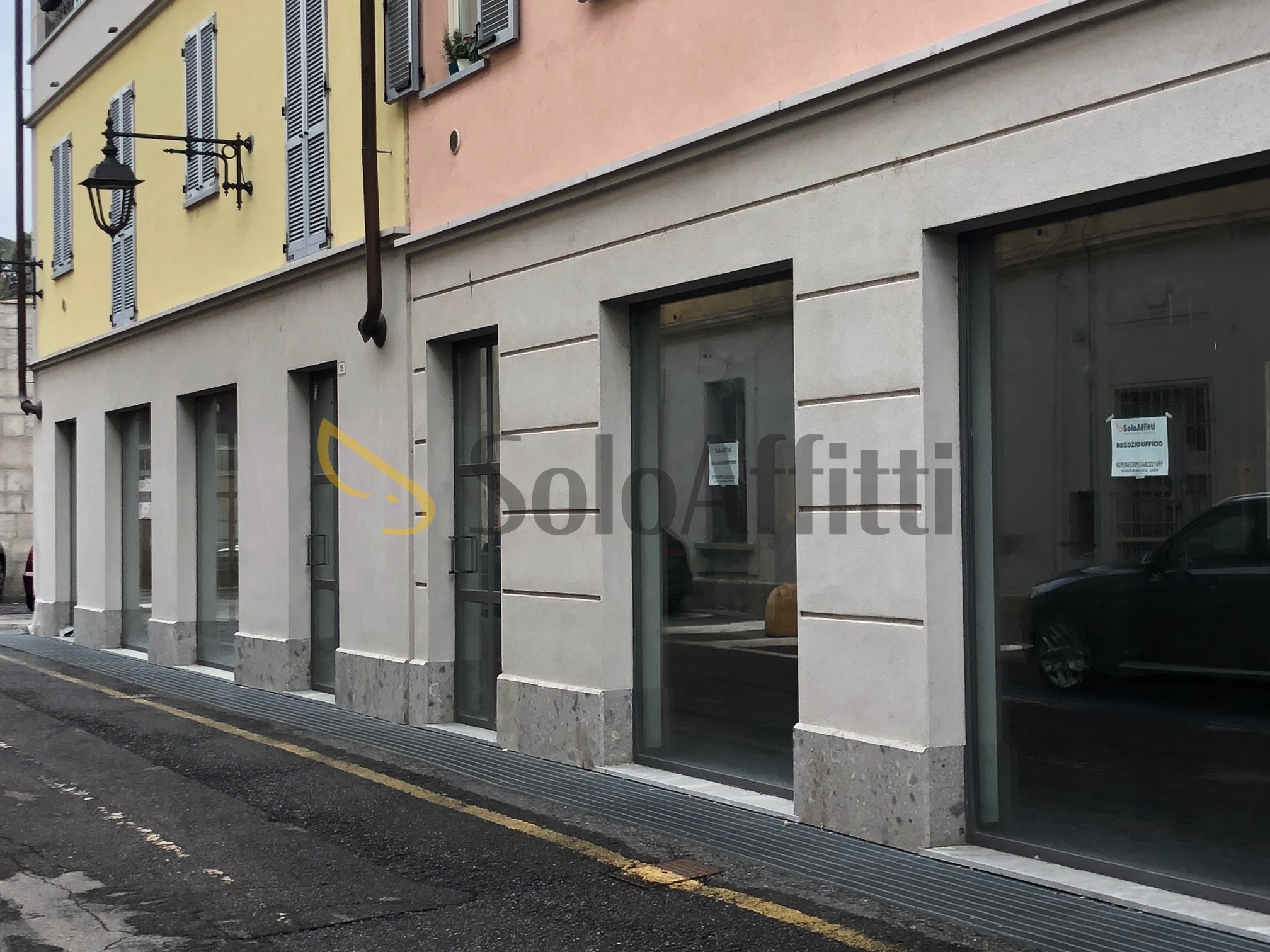 Immagine 18 di Locale commerciale in affitto  in Giuditta Pasta 16 a Saronno