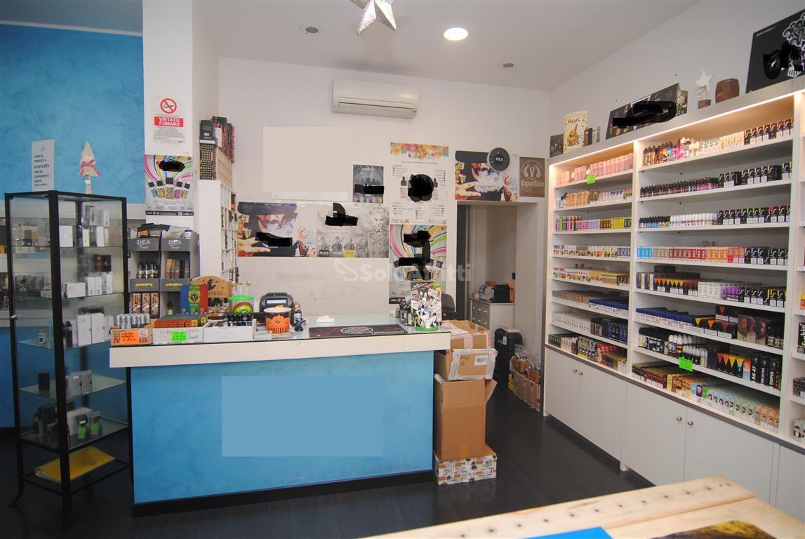 Immagine 9 di Locale commerciale in affitto  in Corso Amedeo 100 a Livorno