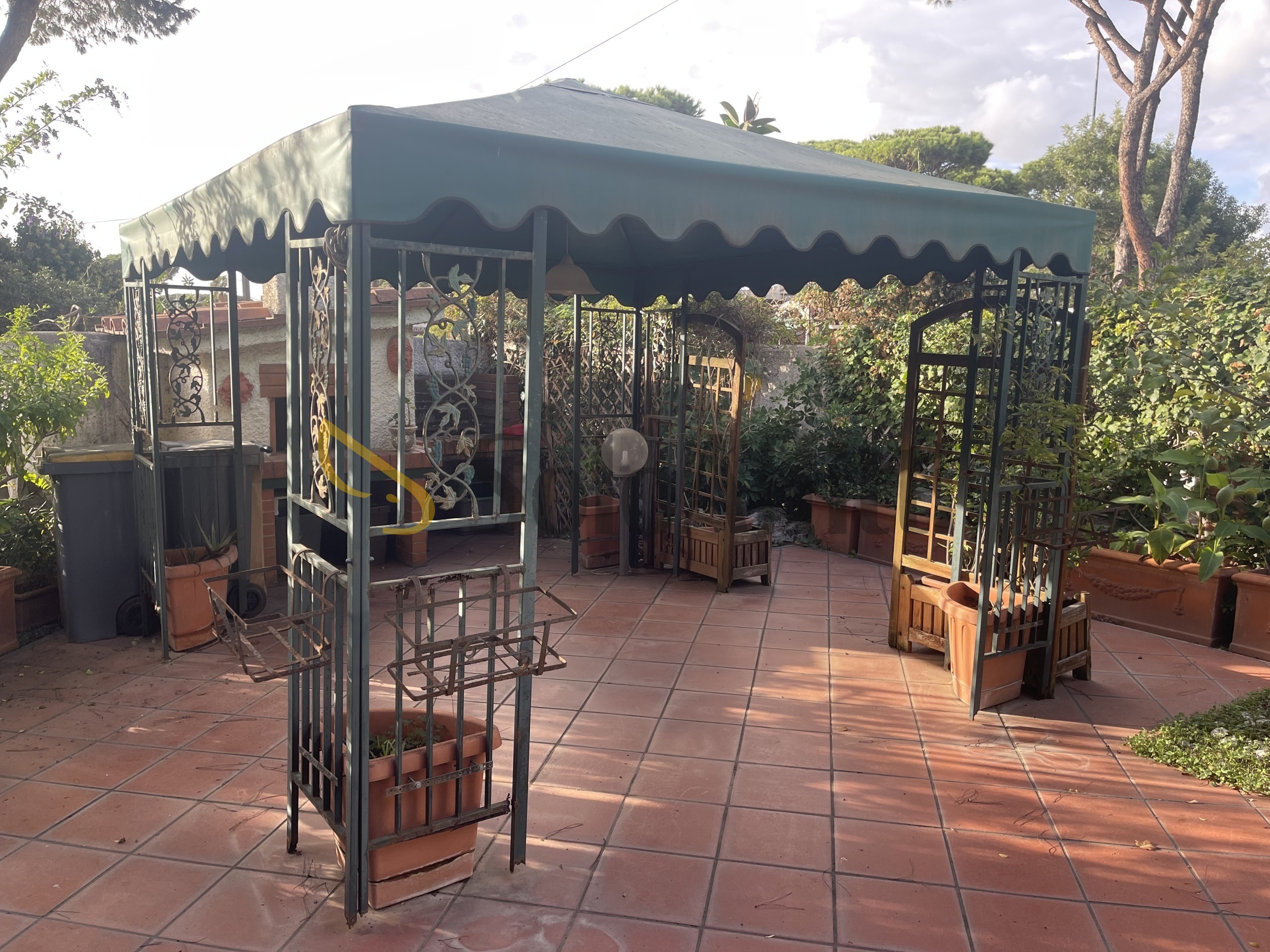 Immagine 8 di Villa in affitto  in Via di Valle Schioia a Anzio