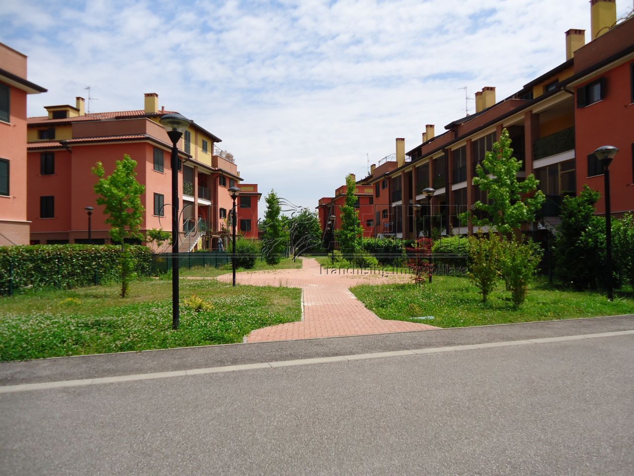 Immagine 14 di Trilocale in affitto  in Via Emioli Segrè 4 a Certosa Di Pavia