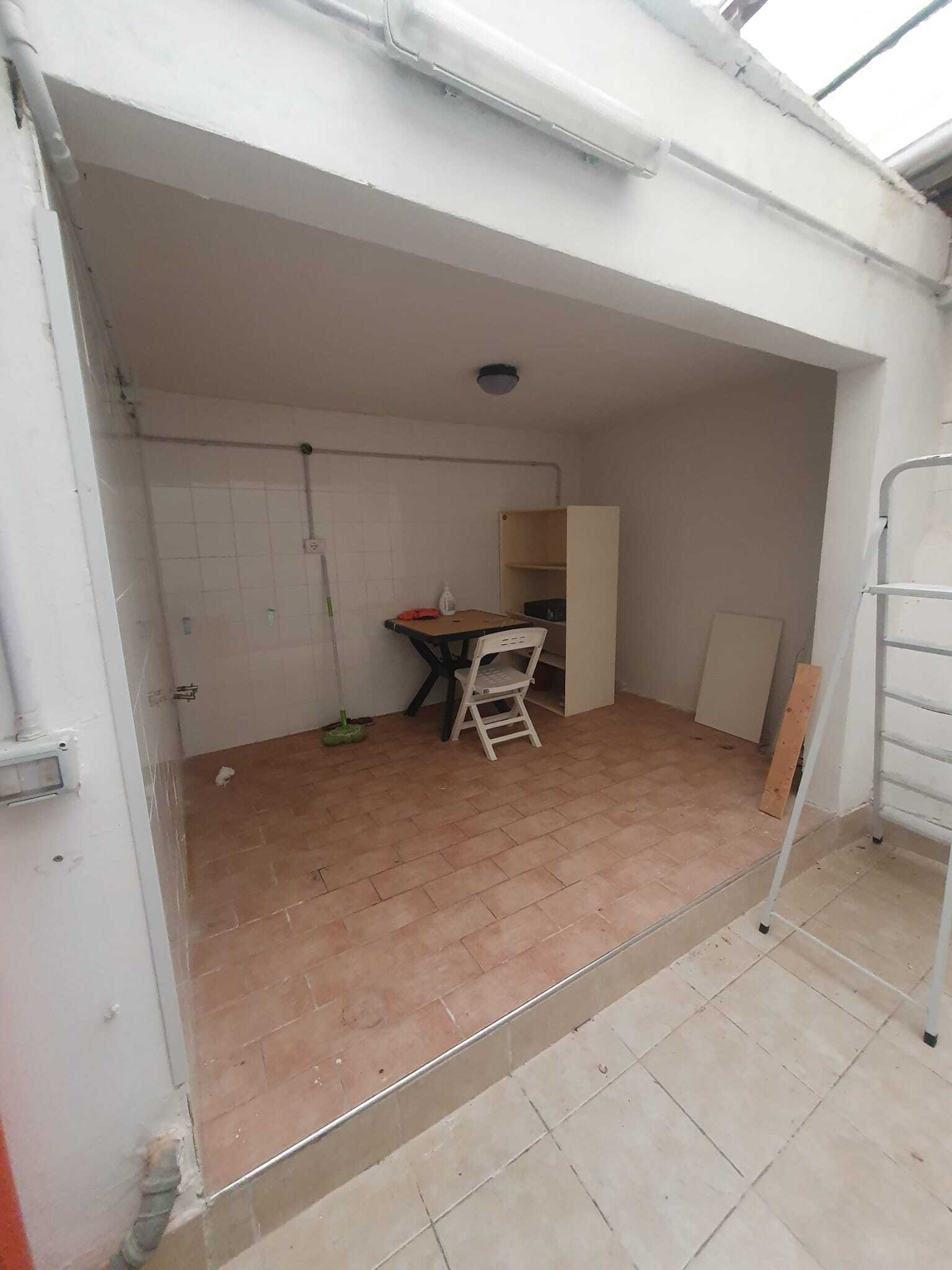 Immagine 3 di Locale commerciale in affitto  in Via Pasquale Andiloro 7 a Reggio Di Calabria