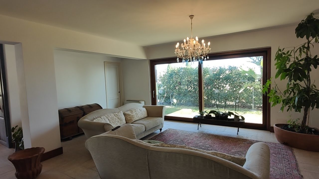 Immagine 5 di Villa in vendita  in c.da mastrissa snc a Taormina