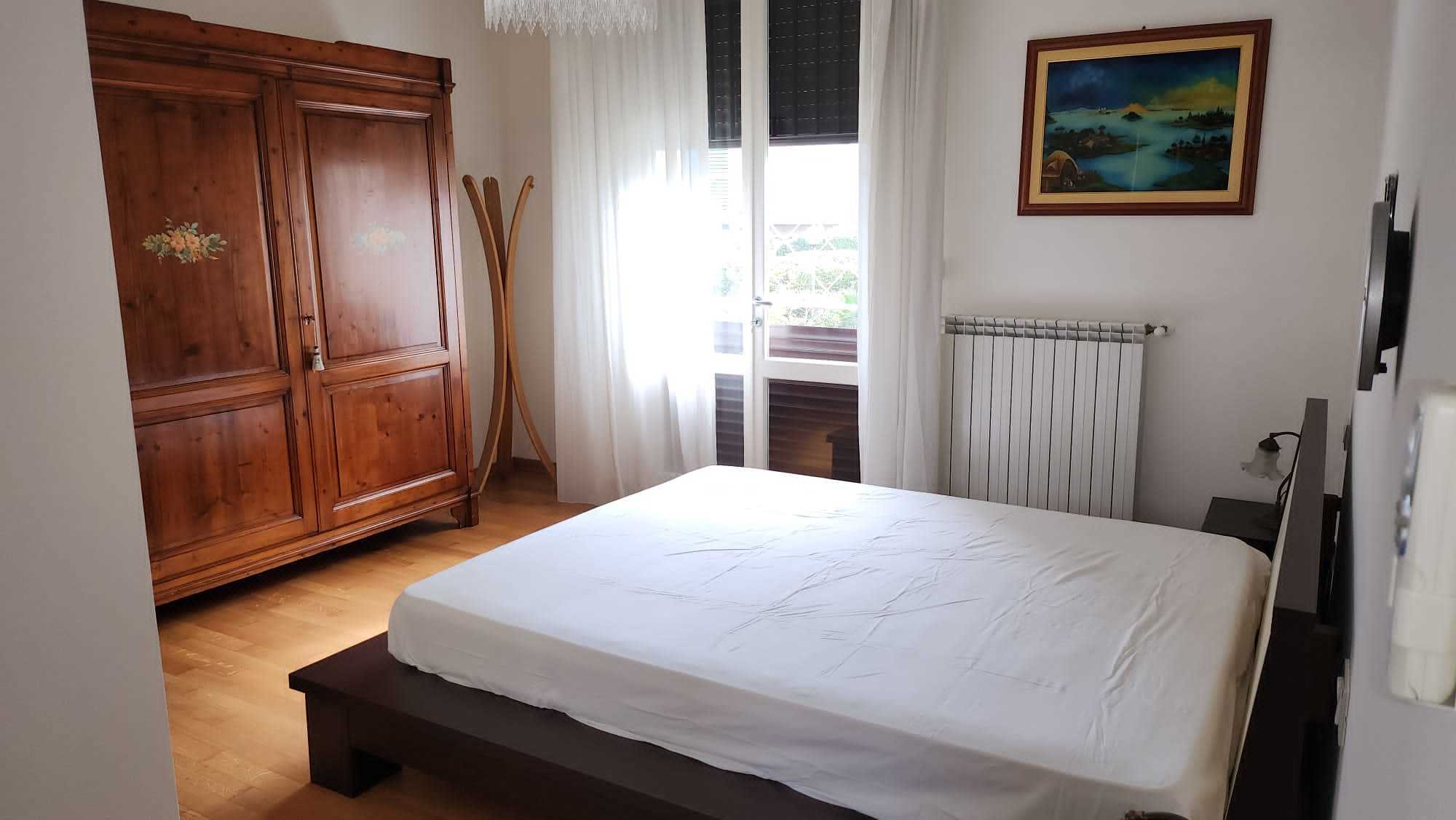 Immagine 12 di Appartamento in vendita  a Viareggio