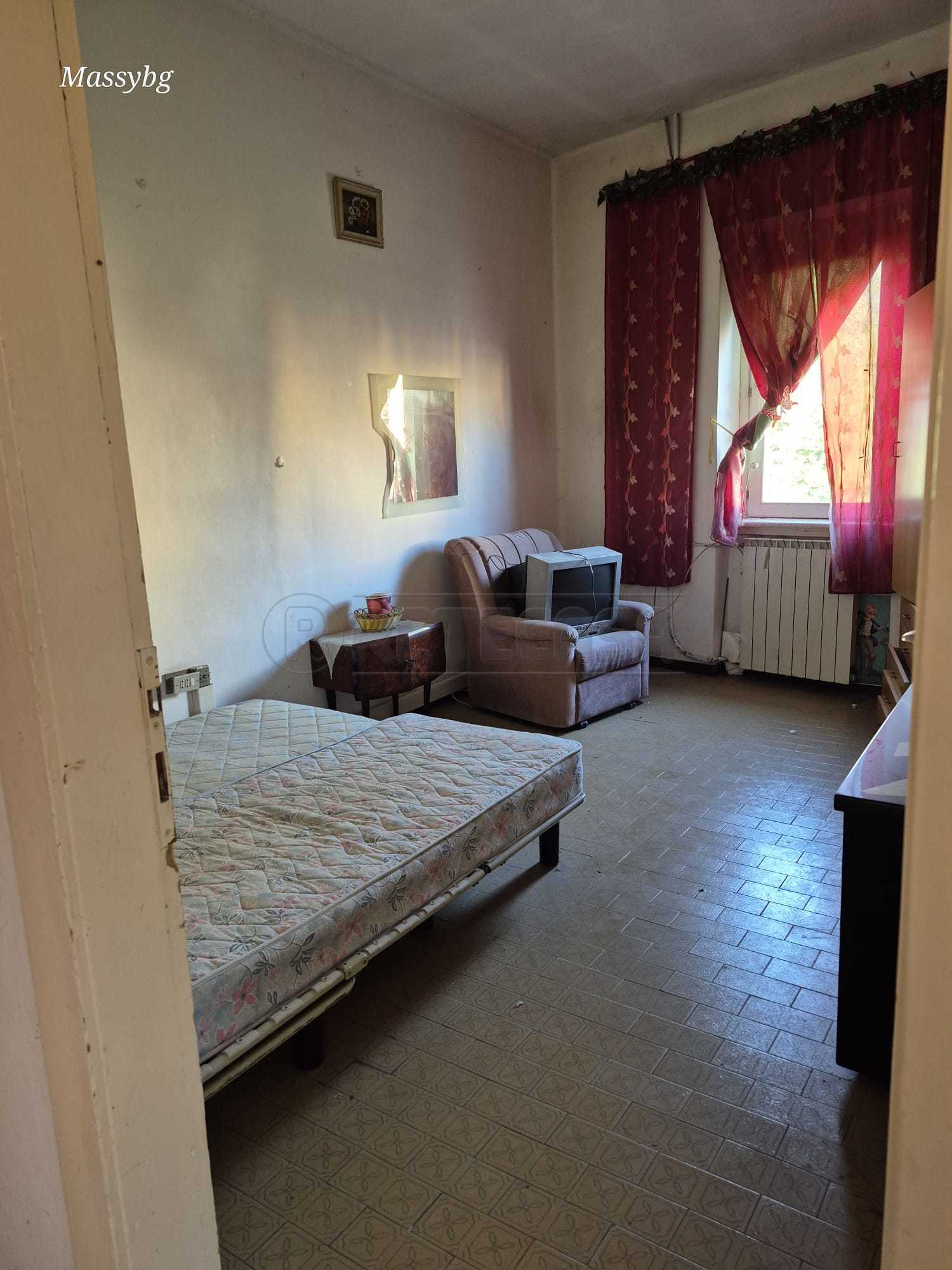 Immagine 4 di Quadrilocale in vendita  in Via Italia 2 a Seriate