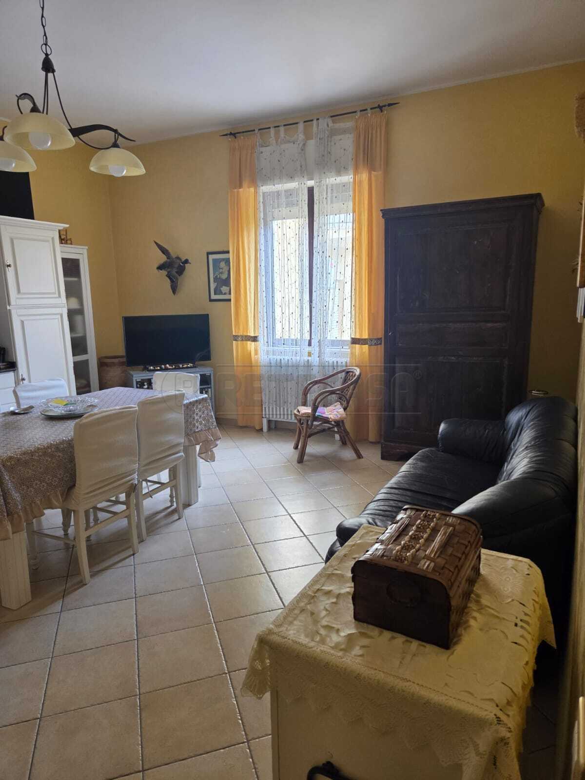 Immagine 3 di Quadrilocale in affitto  a Caltanissetta