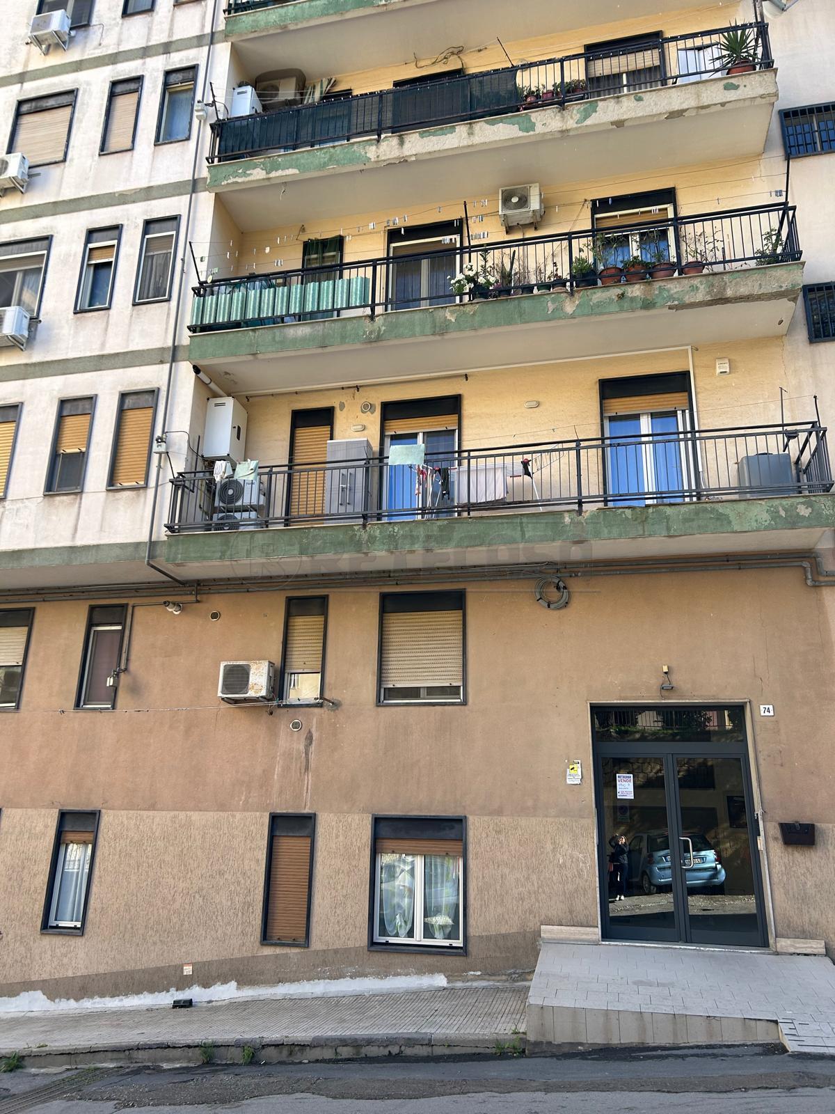 Immagine 15 di Trilocale in vendita  in via Salvati 74 a Caltanissetta