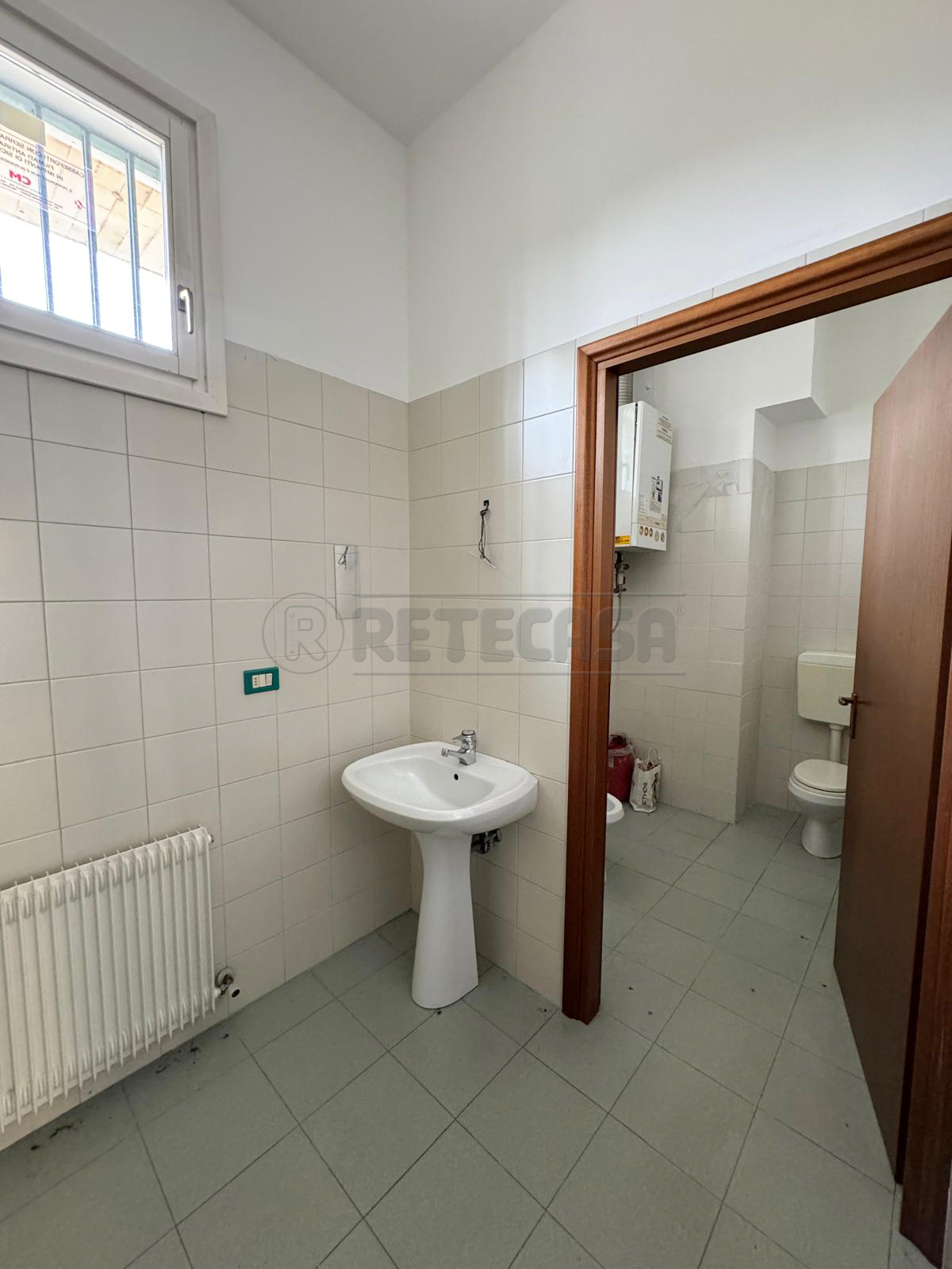 Immagine 16 di Locale commerciale in vendita  in Via Monte Lungo a Arcugnano