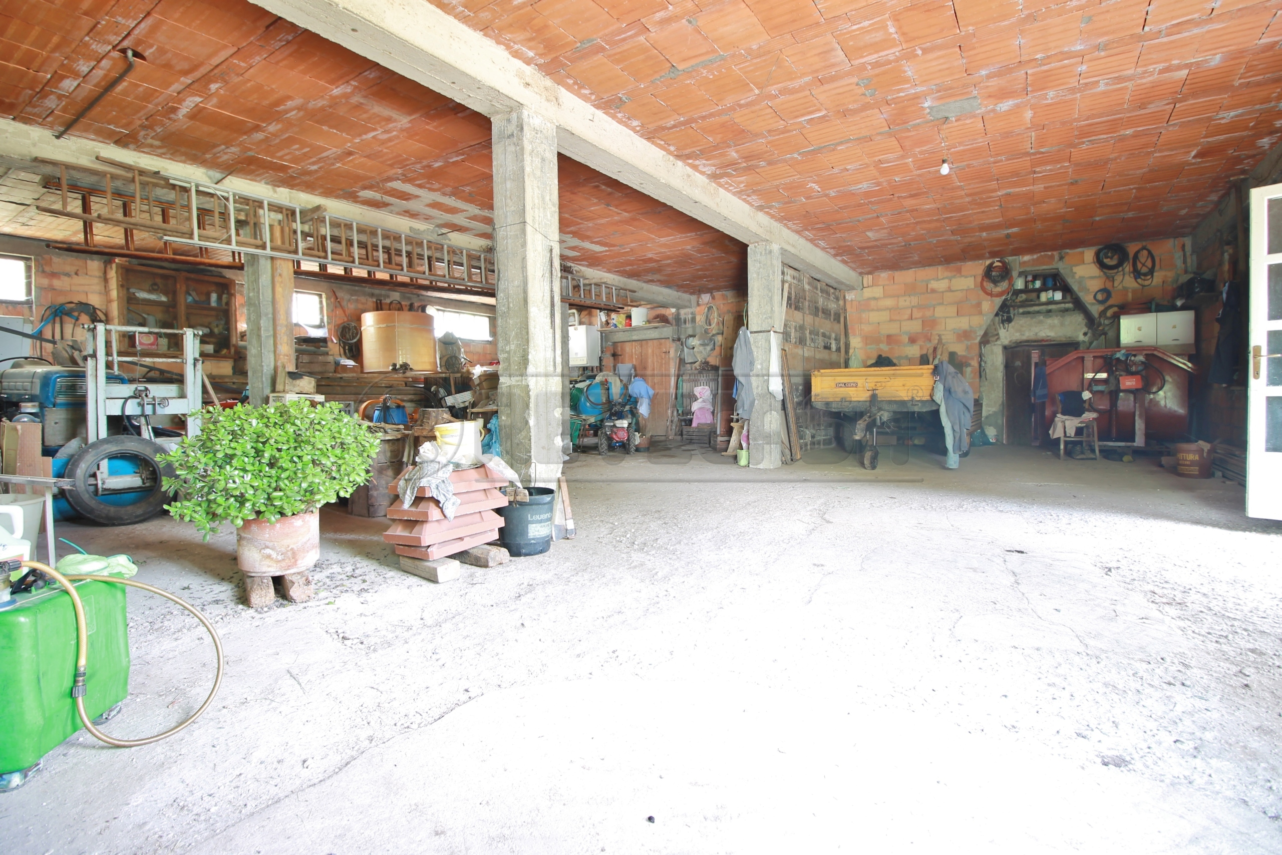 Immagine 18 di Rustico / casale in vendita  in Via Danesi di Sopra 50 a Montecchia Di Crosara