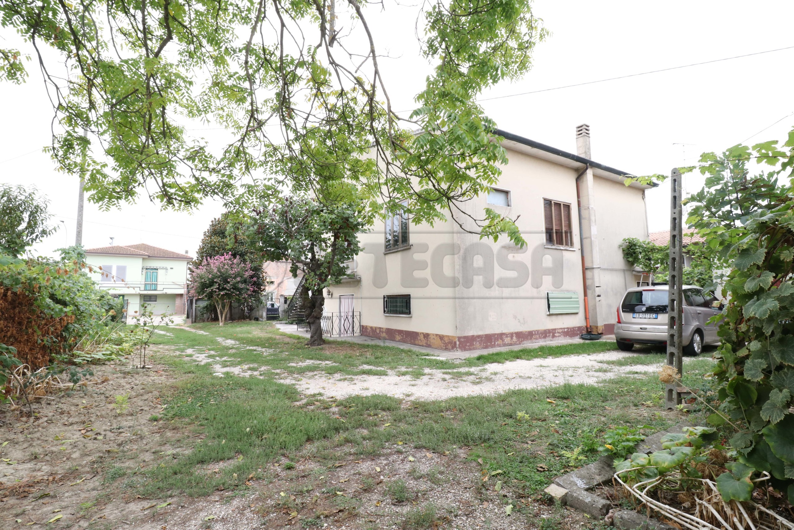 Immagine 3 di Villa in vendita  in Via XXV Aprile 23 a Sermide