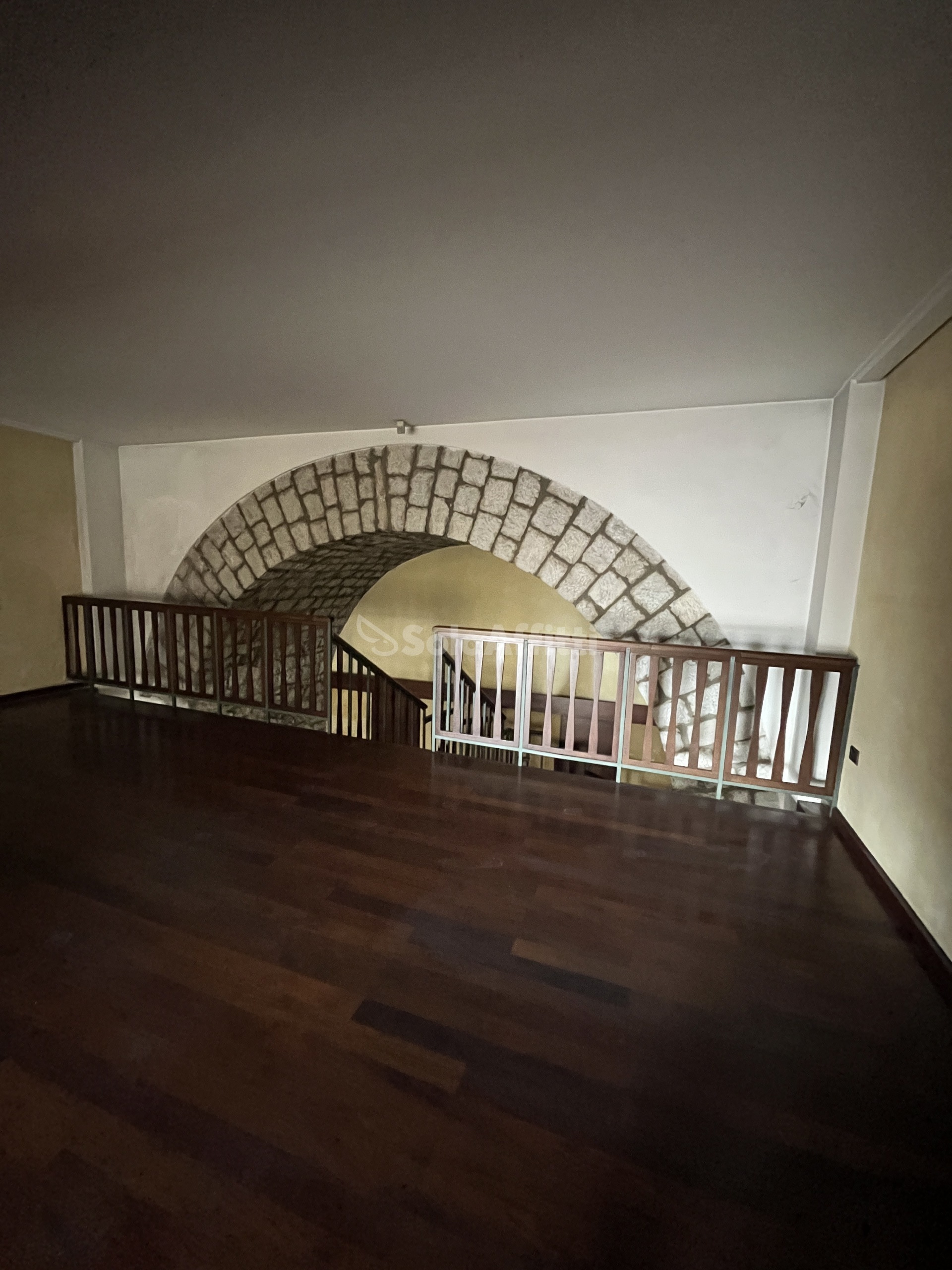 Immagine 15 di Locale commerciale in affitto  in Via Nicola Vaccaro a Potenza