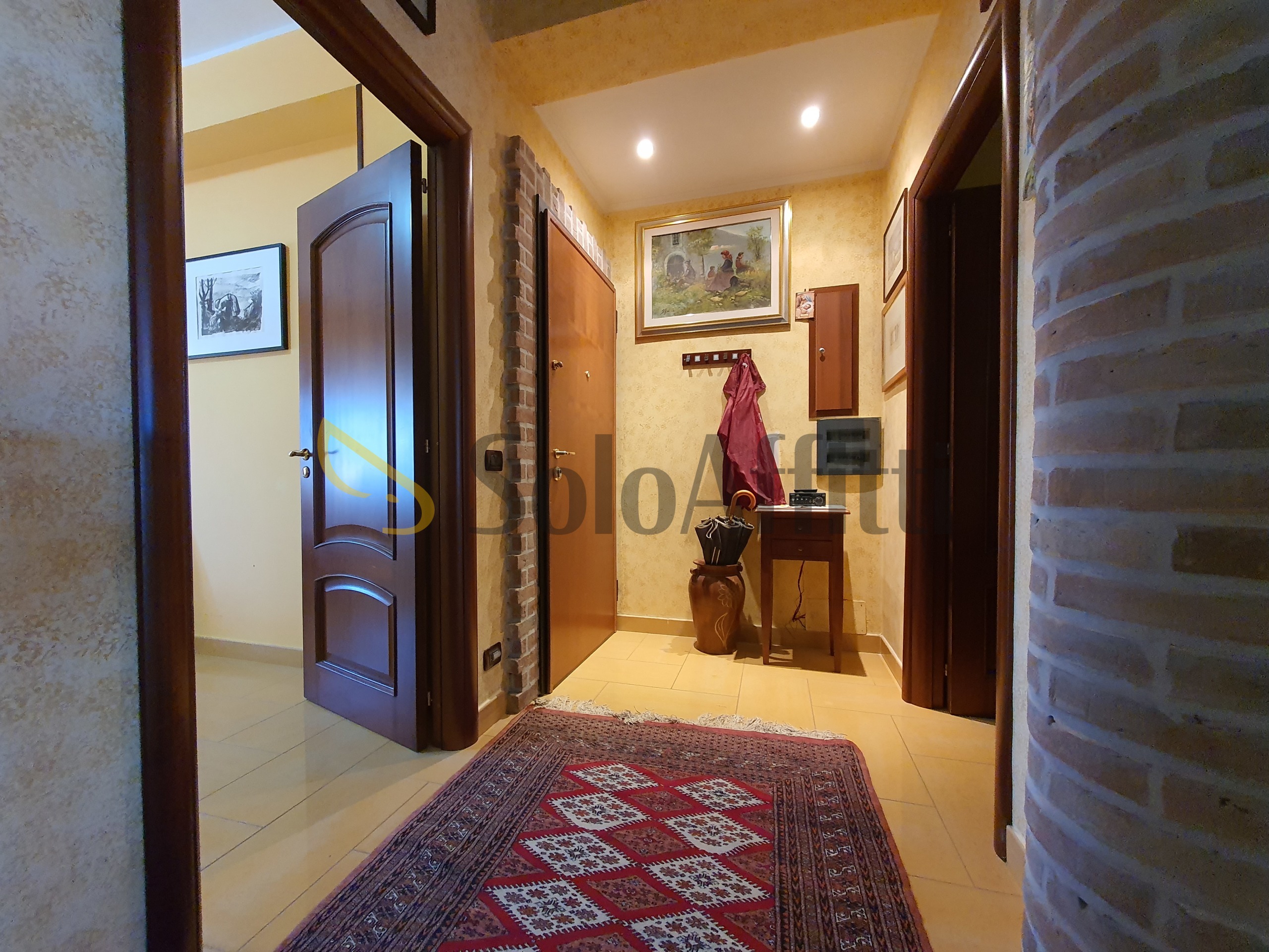 Immagine 13 di Trilocale in affitto  a Catanzaro