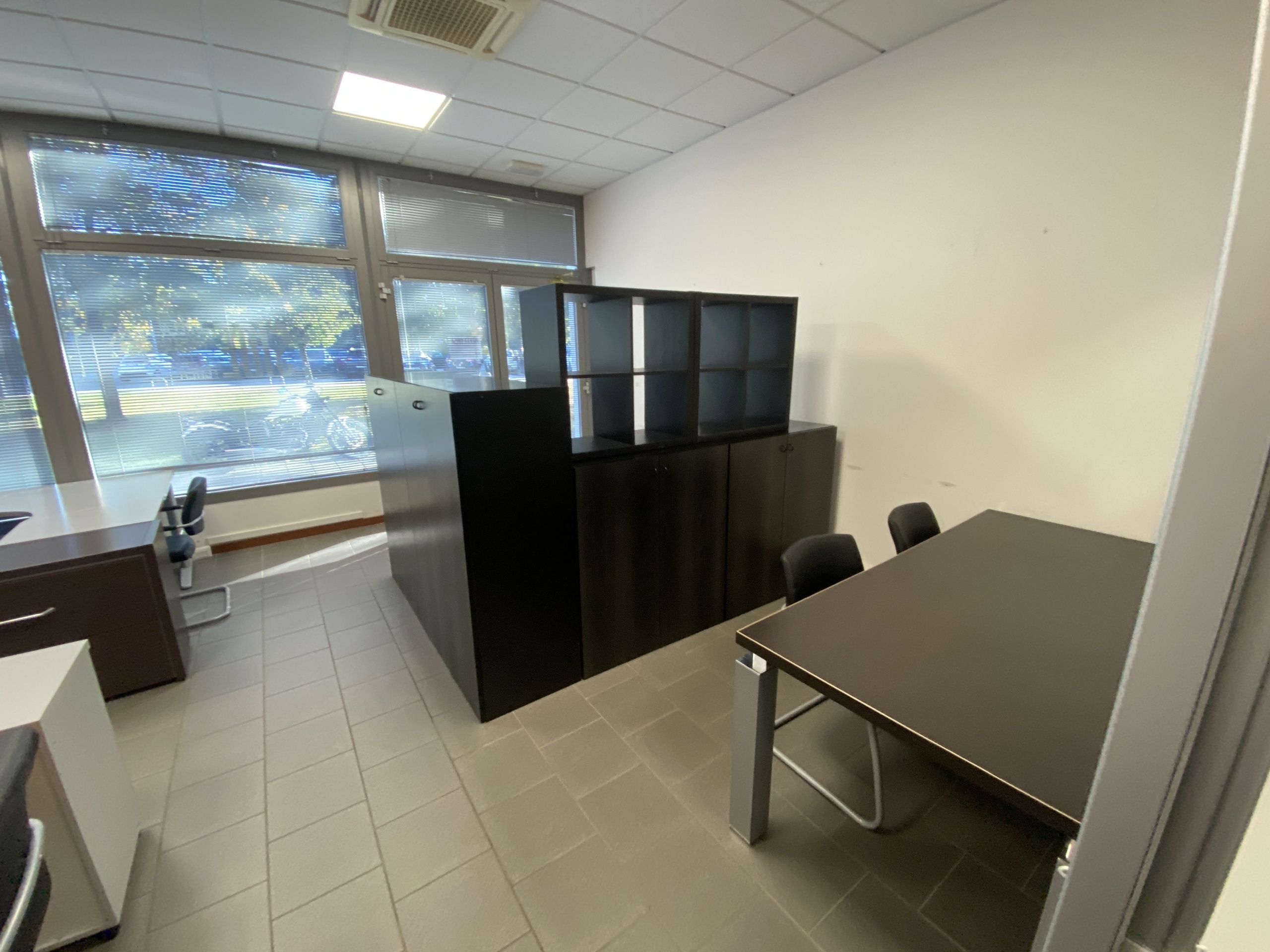 Immagine 11 di Locale commerciale in affitto  in Strada Giardinetto 6 a Collecchio