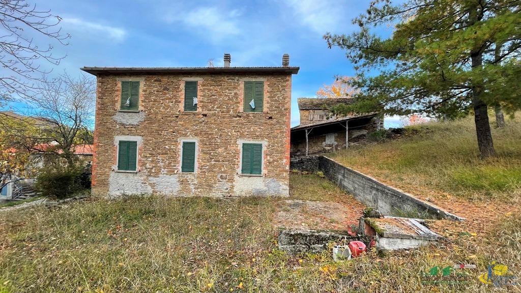 Immagine 12 di Rustico / casale in vendita  in pessola casa gasparone 81 a Varsi