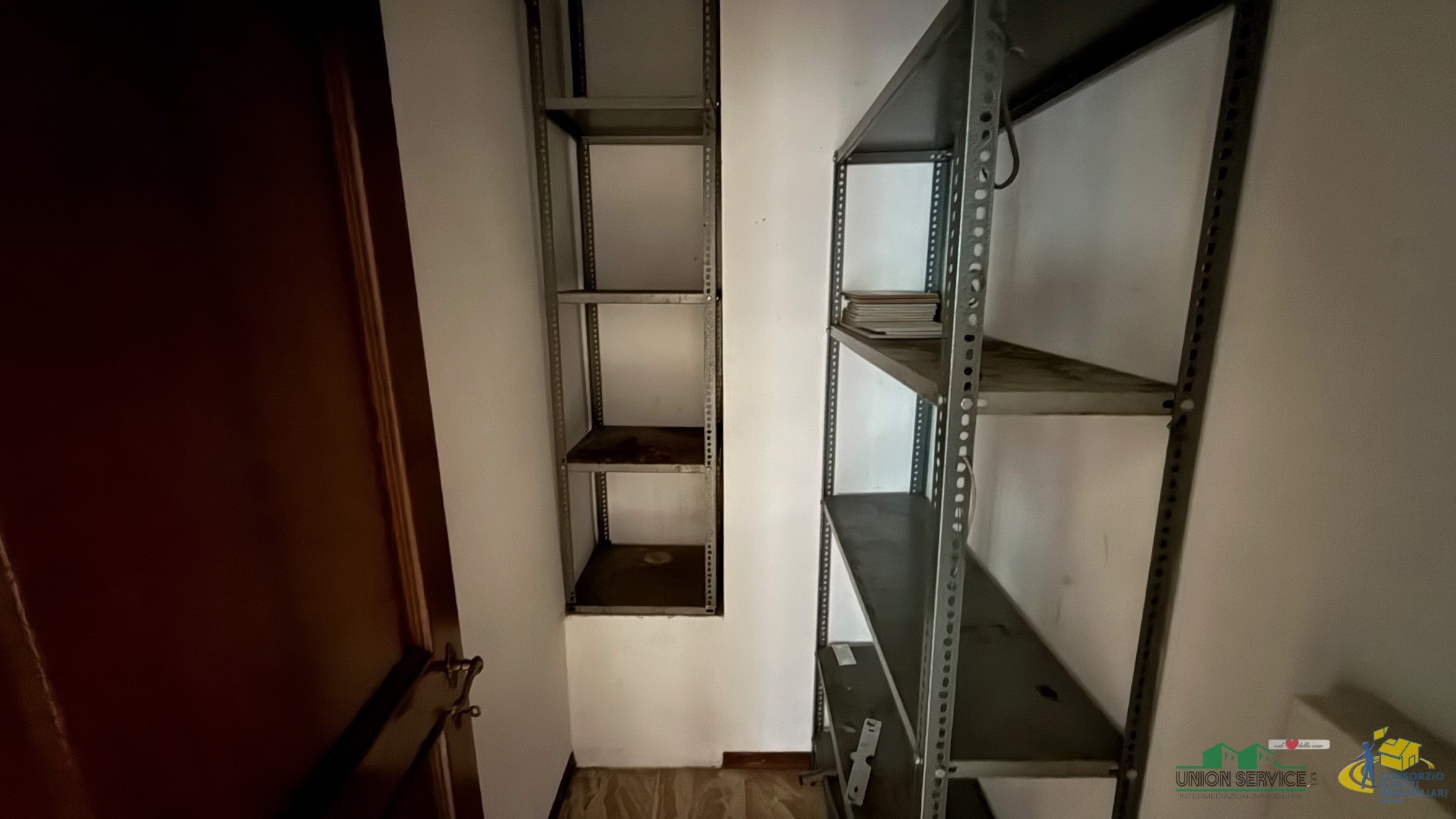 Immagine 21 di Quadrilocale in vendita  in Viale Vittorio Bottego 10 a Parma