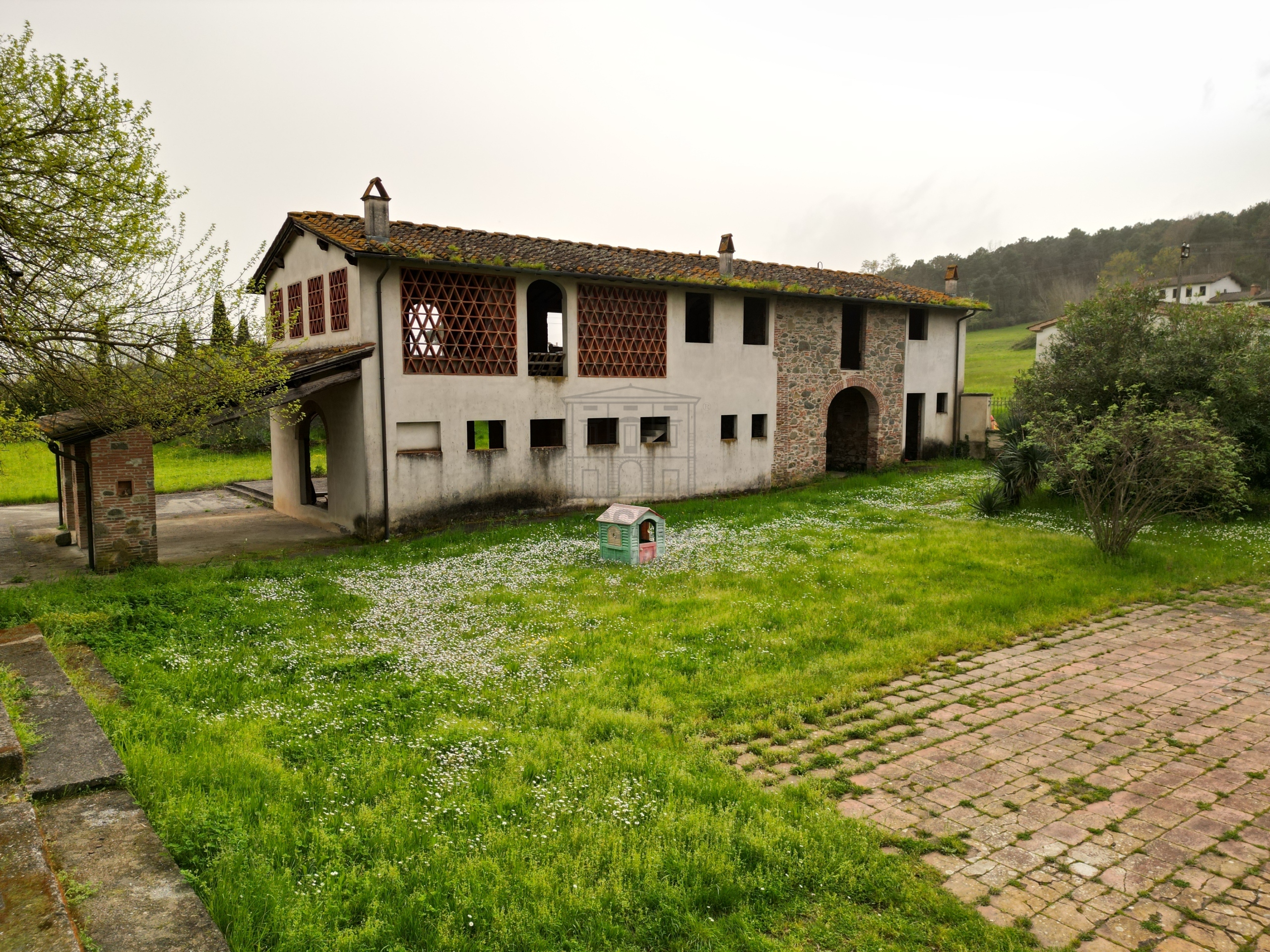Immagine 7 di Villa in vendita  in Via Sbarra a Porcari