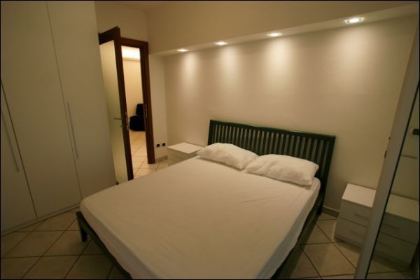 Immagine 8 di Trilocale in vendita  a Lerici