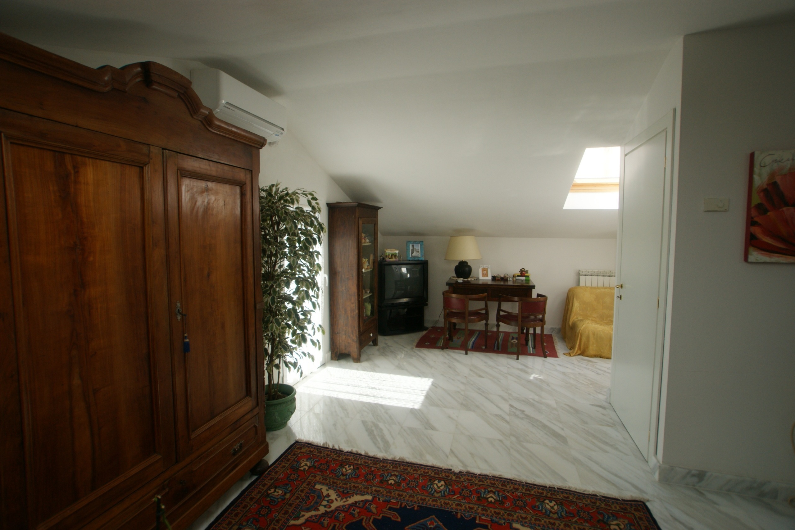 Immagine 10 di Casa semindipendente in vendita  a Castelnuovo Magra