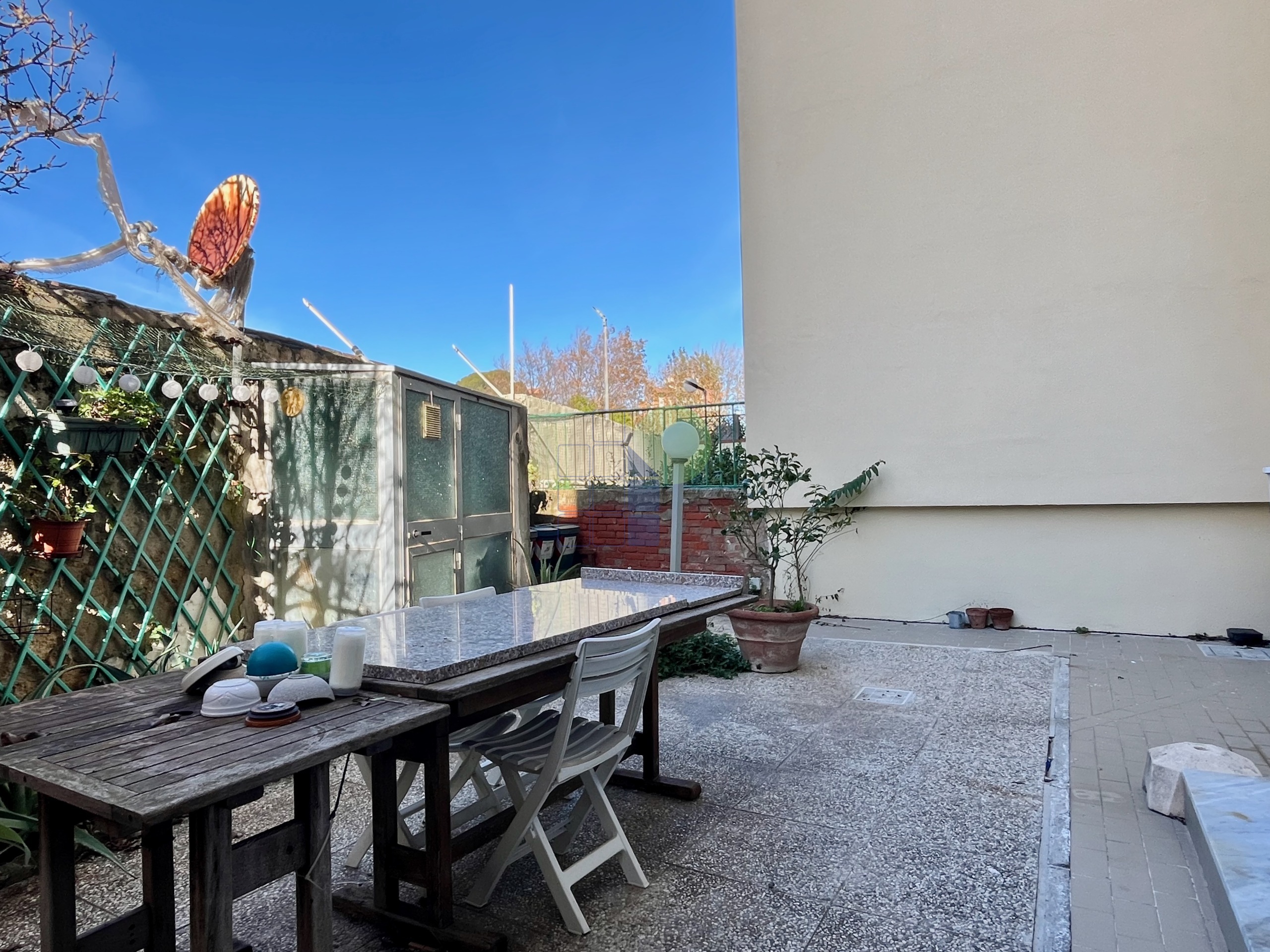 Immagine 20 di Trilocale in vendita  in Via Montebello 55 a Livorno