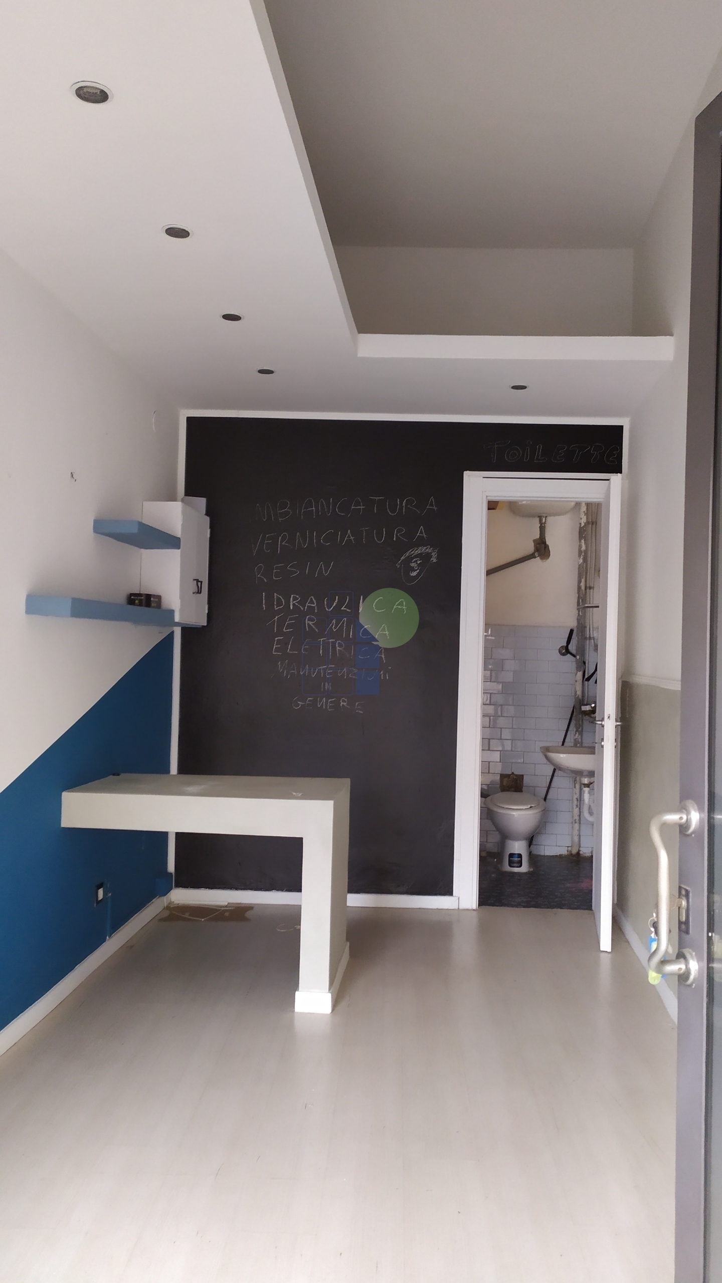 Immagine 6 di Capannone industriale in affitto  in Viale della Libertà 6 a Livorno