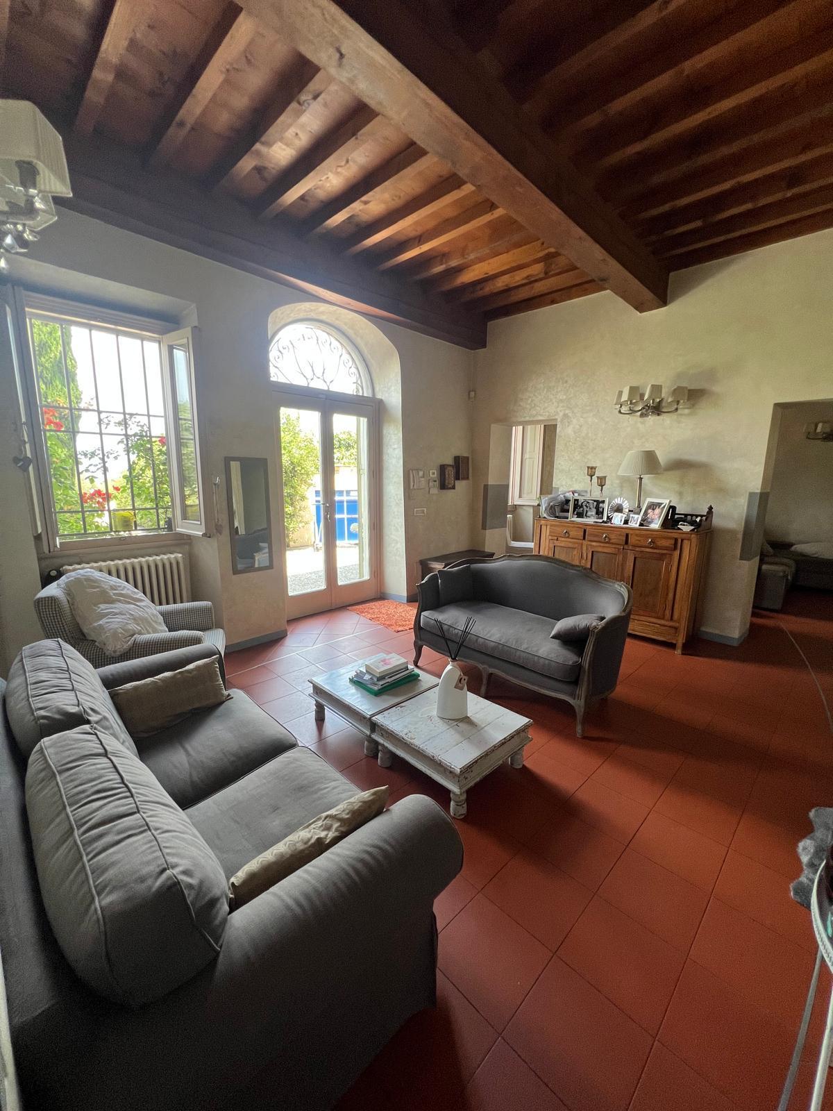 Immagine 11 di Porzione di casa in vendita  in Via di Vingone a Scandicci