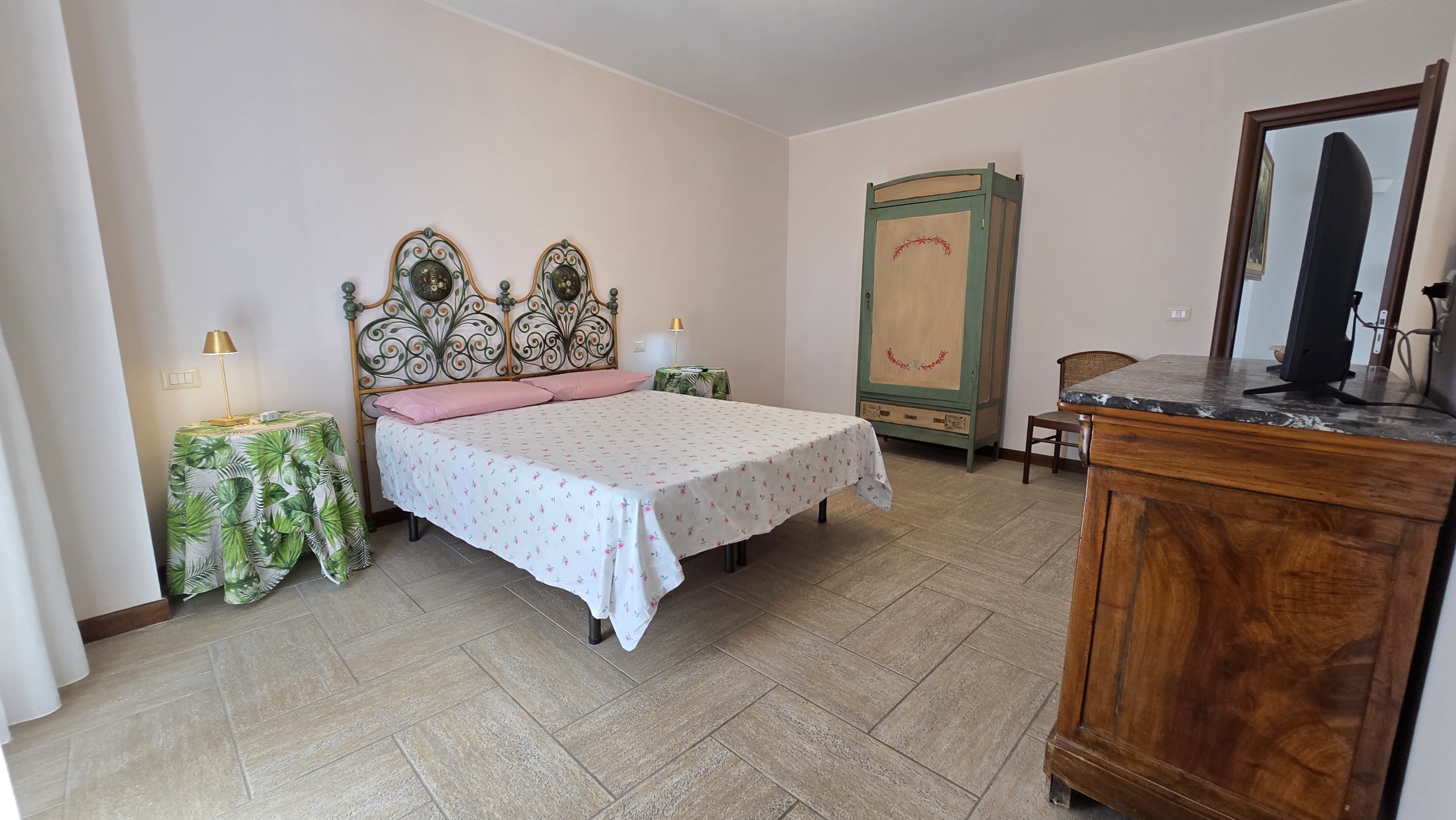 Immagine 21 di Villa in vendita  in c.da mastrissa snc a Taormina