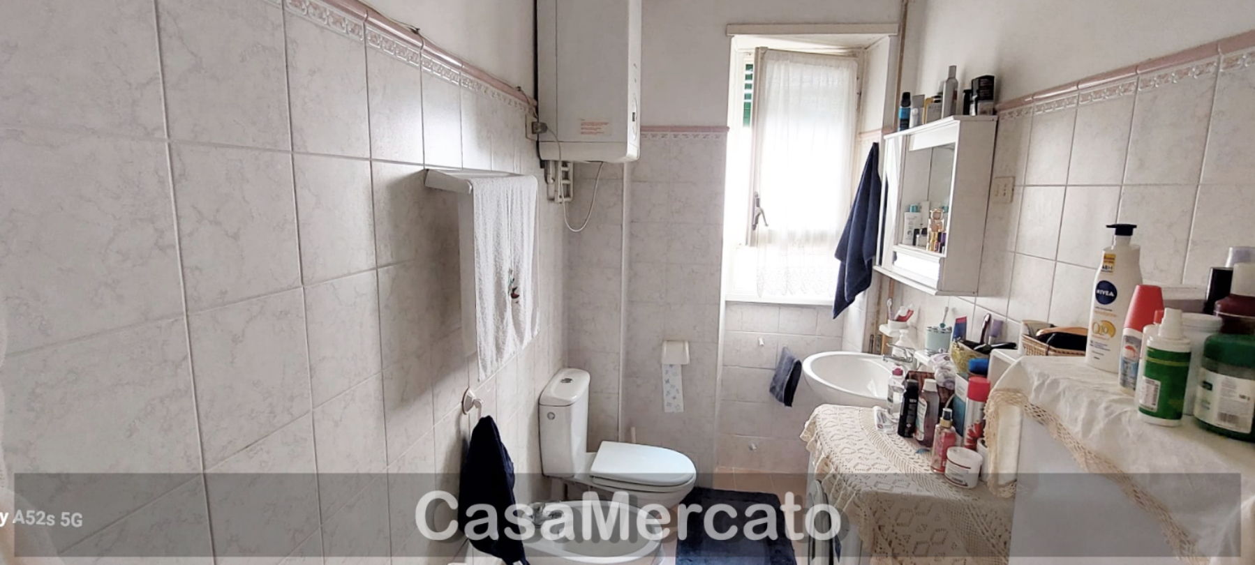 Immagine 14 di Bilocale in vendita  a Rocca Di Papa