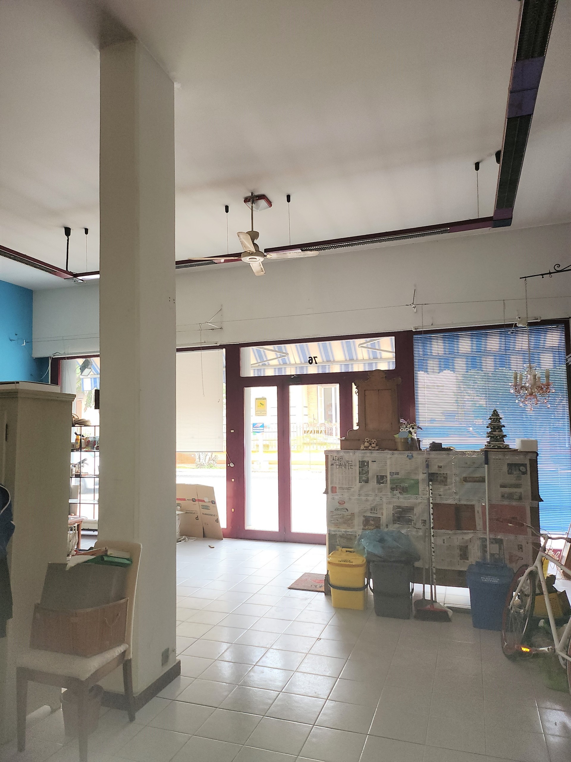 Immagine 3 di Locale commerciale in vendita  a San Benedetto Del Tronto