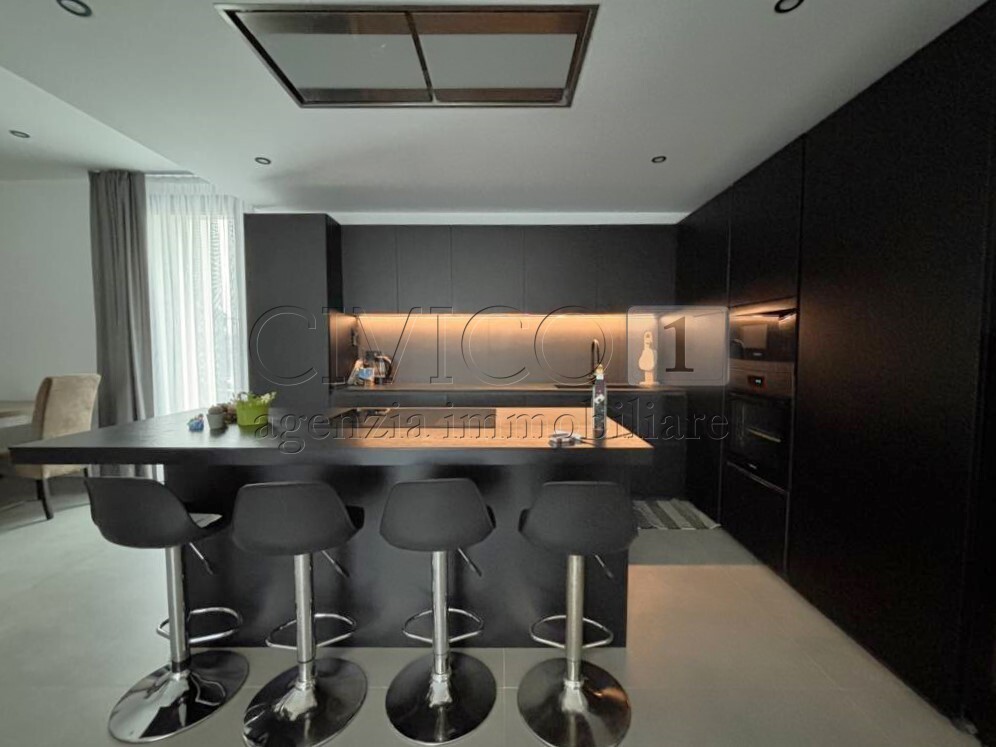 Immagine 4 di Villa in vendita  in Via Chiesa Nuova a Longare