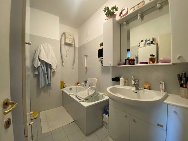 Immagine 10 di Terratetto in vendita  in Via Alessandro Manzoni 11 a Ameglia