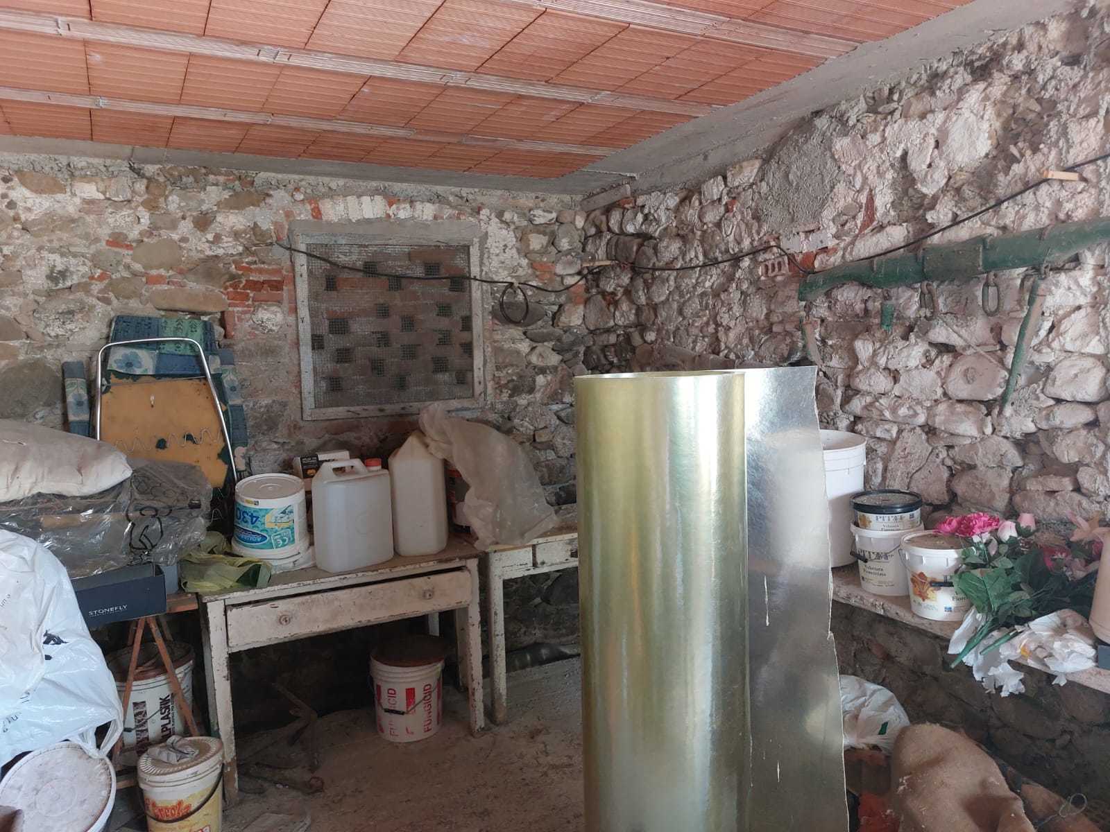 Immagine 9 di Terratetto in vendita  in Via Paradiso 3 a Castelnuovo Magra