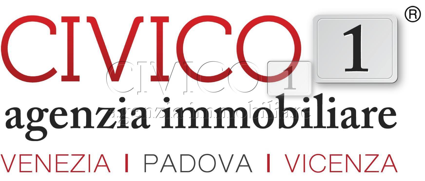 Immagine 17 di Appartamento in vendita  in Riva del Vin a Venezia