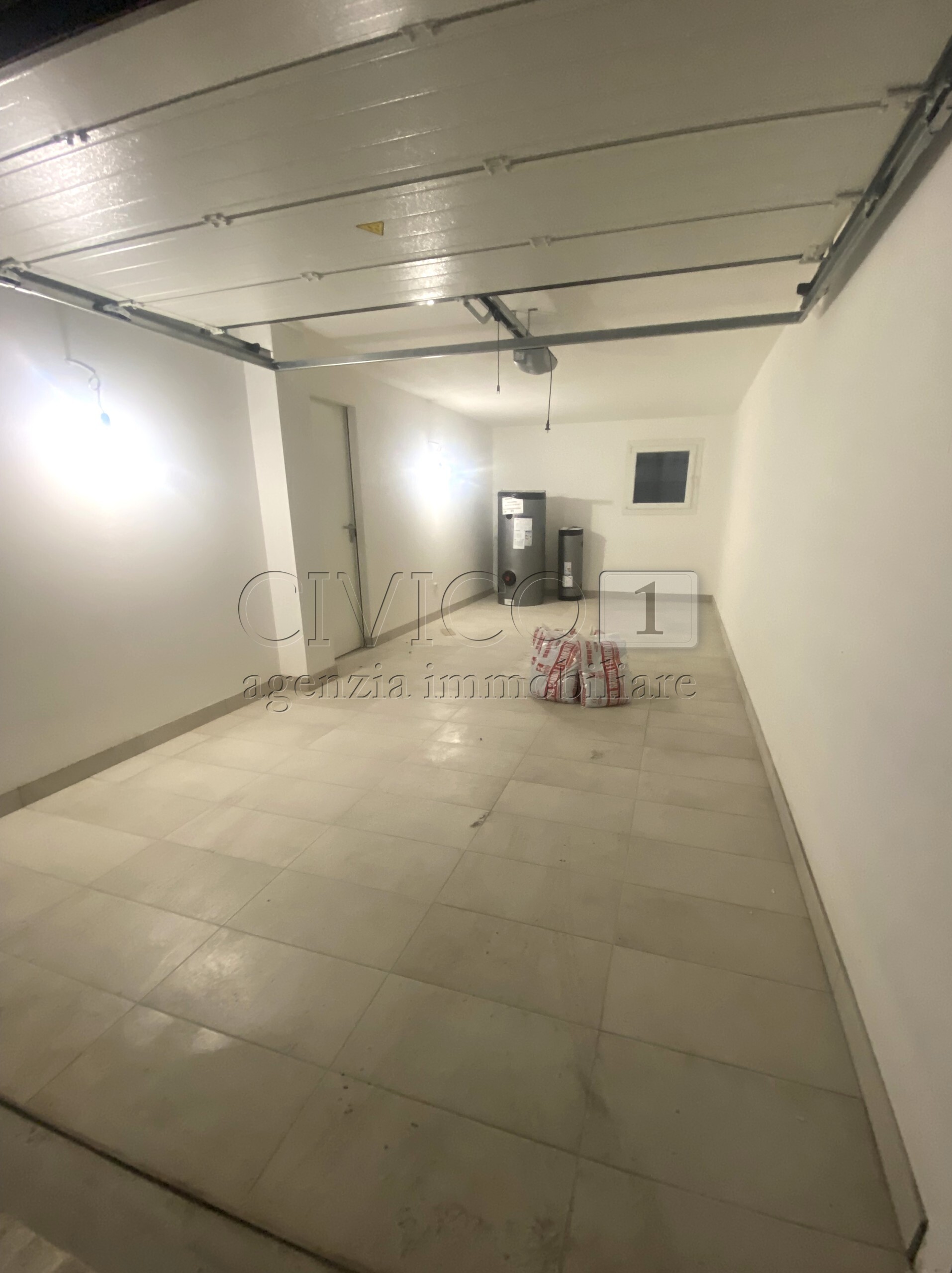 Immagine 11 di Porzione di casa in vendita  in Via San Francesco a Veggiano