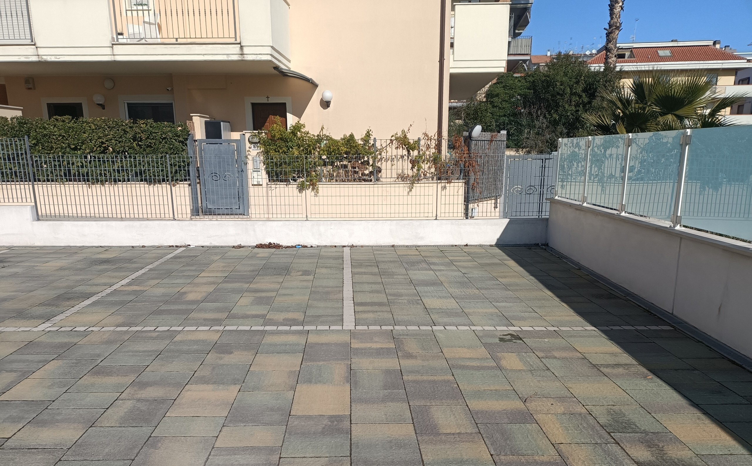 Immagine 13 di Appartamento in vendita  a San Benedetto Del Tronto