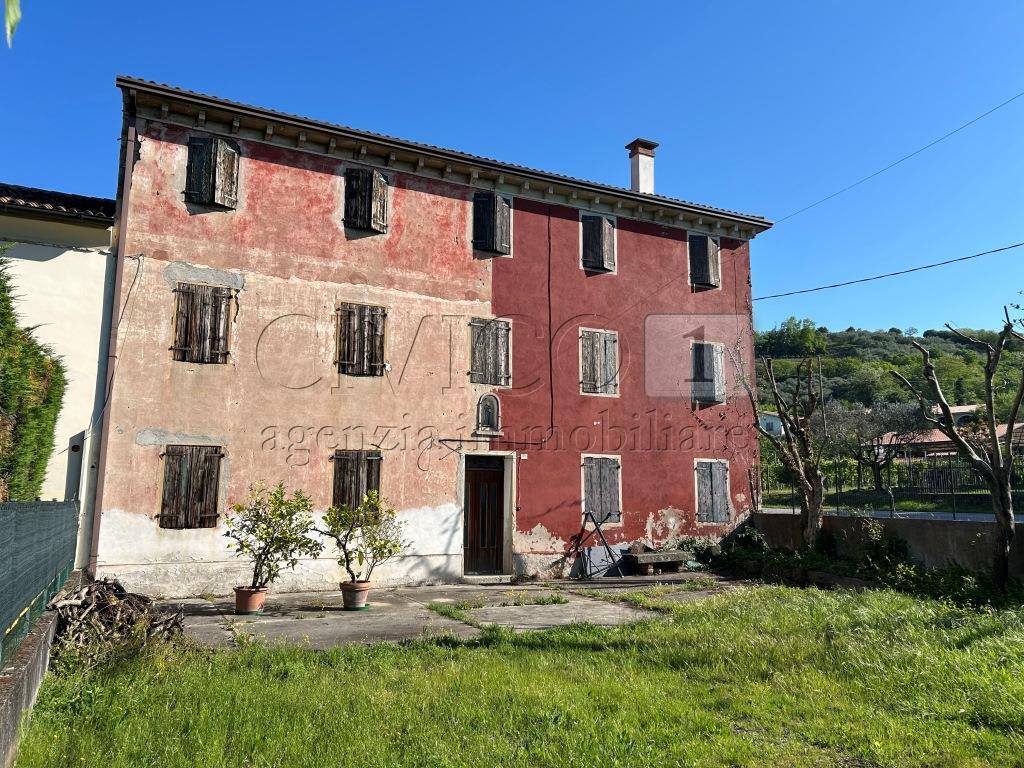 Immagine 25 di Rustico / casale in vendita  in Via Giuseppe Verdi 58 a Rovolon