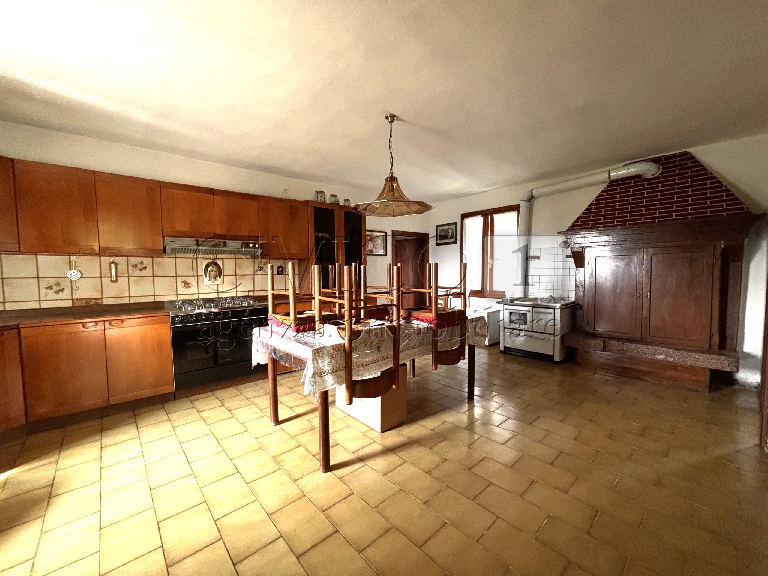 Immagine 8 di Rustico / casale in vendita  in VIA CALBIN 9 a Barbarano Mossano