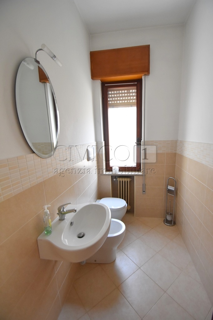 Immagine 18 di Casa bifamiliare in affitto  in ViaLE DELLA PACE 100 a Vicenza