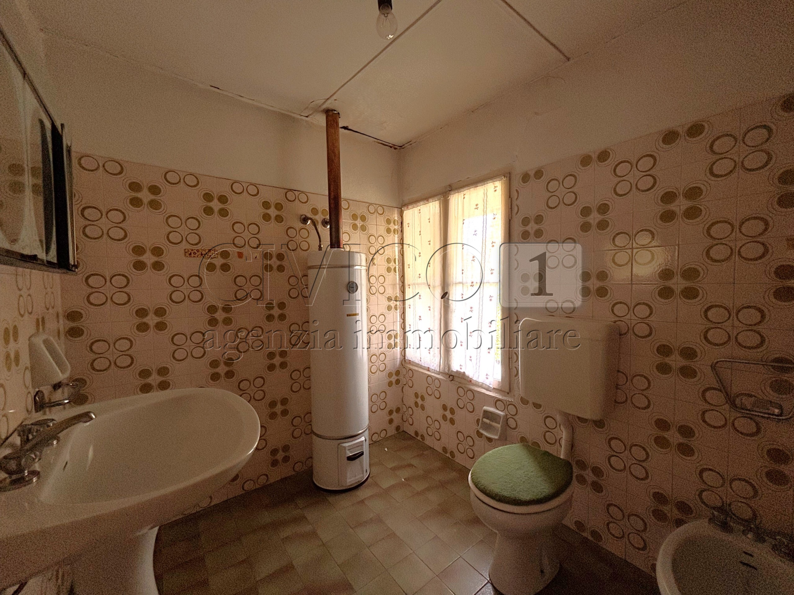 Immagine 16 di Rustico / casale in vendita  in VIA CALBIN 9 a Barbarano Mossano