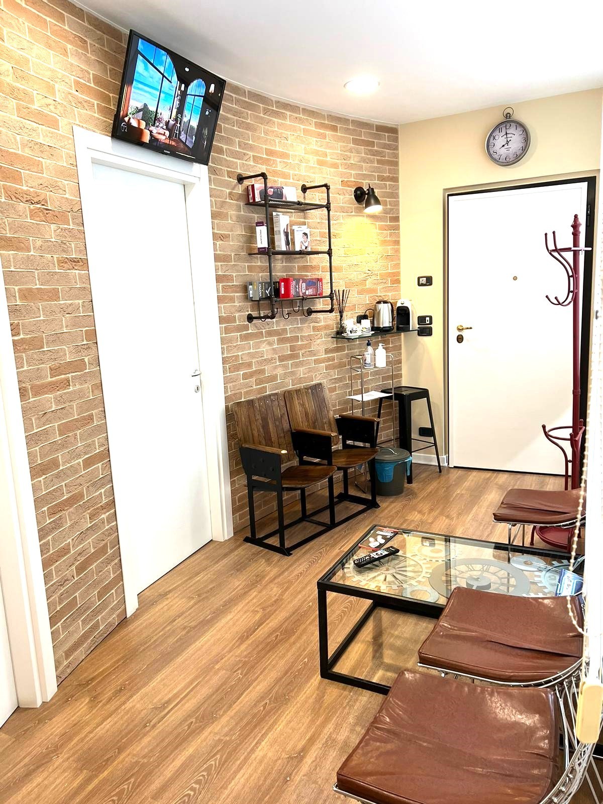 Immagine 2 di Ufficio in vendita  a San Benedetto Del Tronto