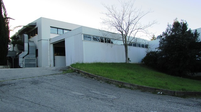 Immagine 26 di Capannone industriale in affitto  in Via Leonardo Da Vinci a San Benedetto Del Tronto