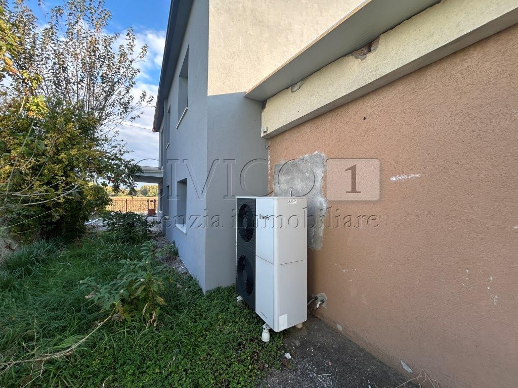 Immagine 10 di Casa indipendente in vendita  in Via A. Beggiato 2 a Noventa Vicentina
